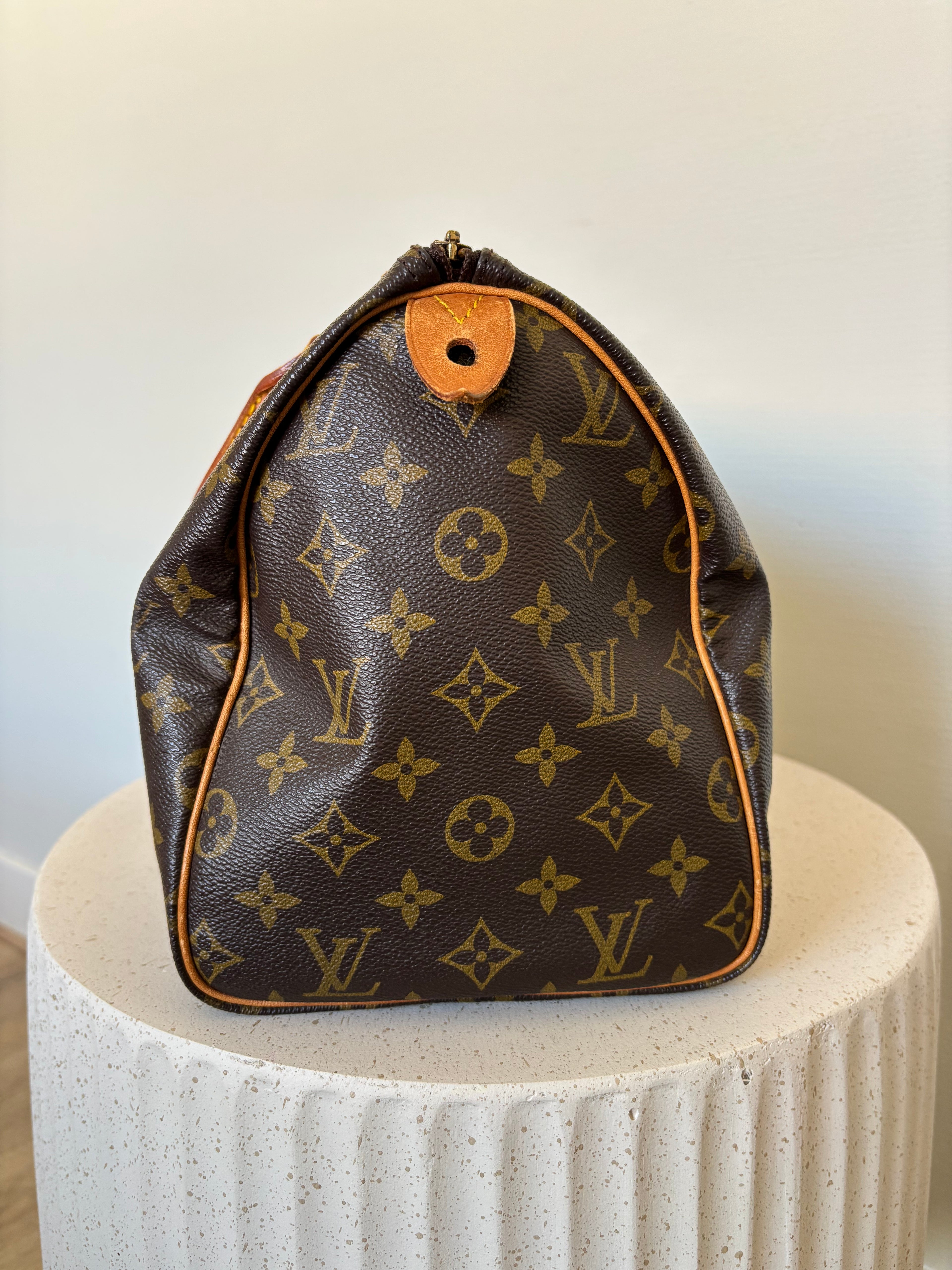 Louis Vuitton Speedy 30