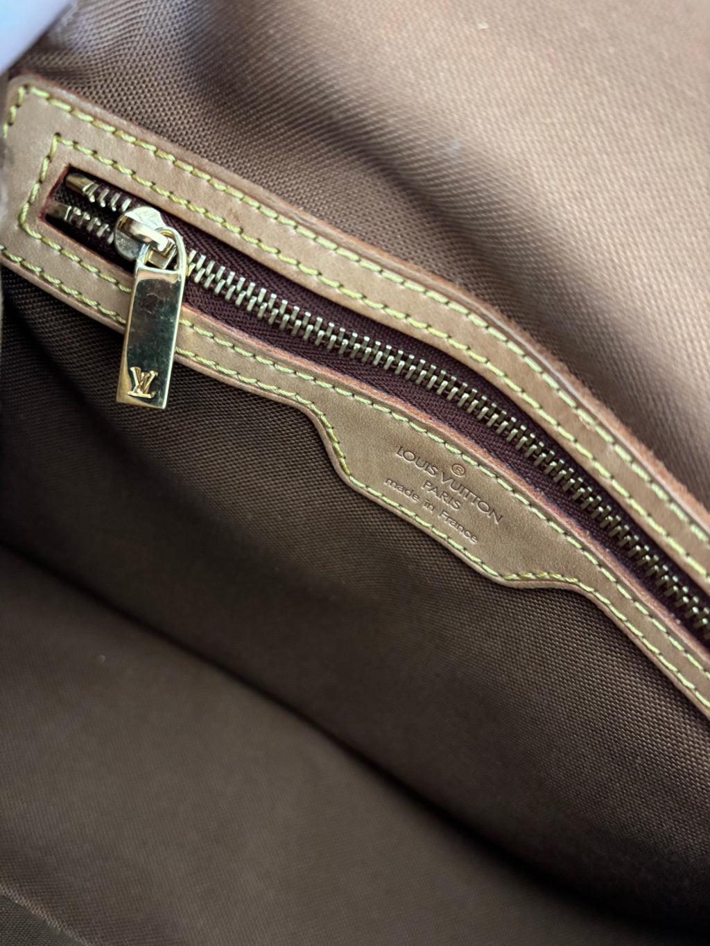 Louis Vuitton Mini Looping