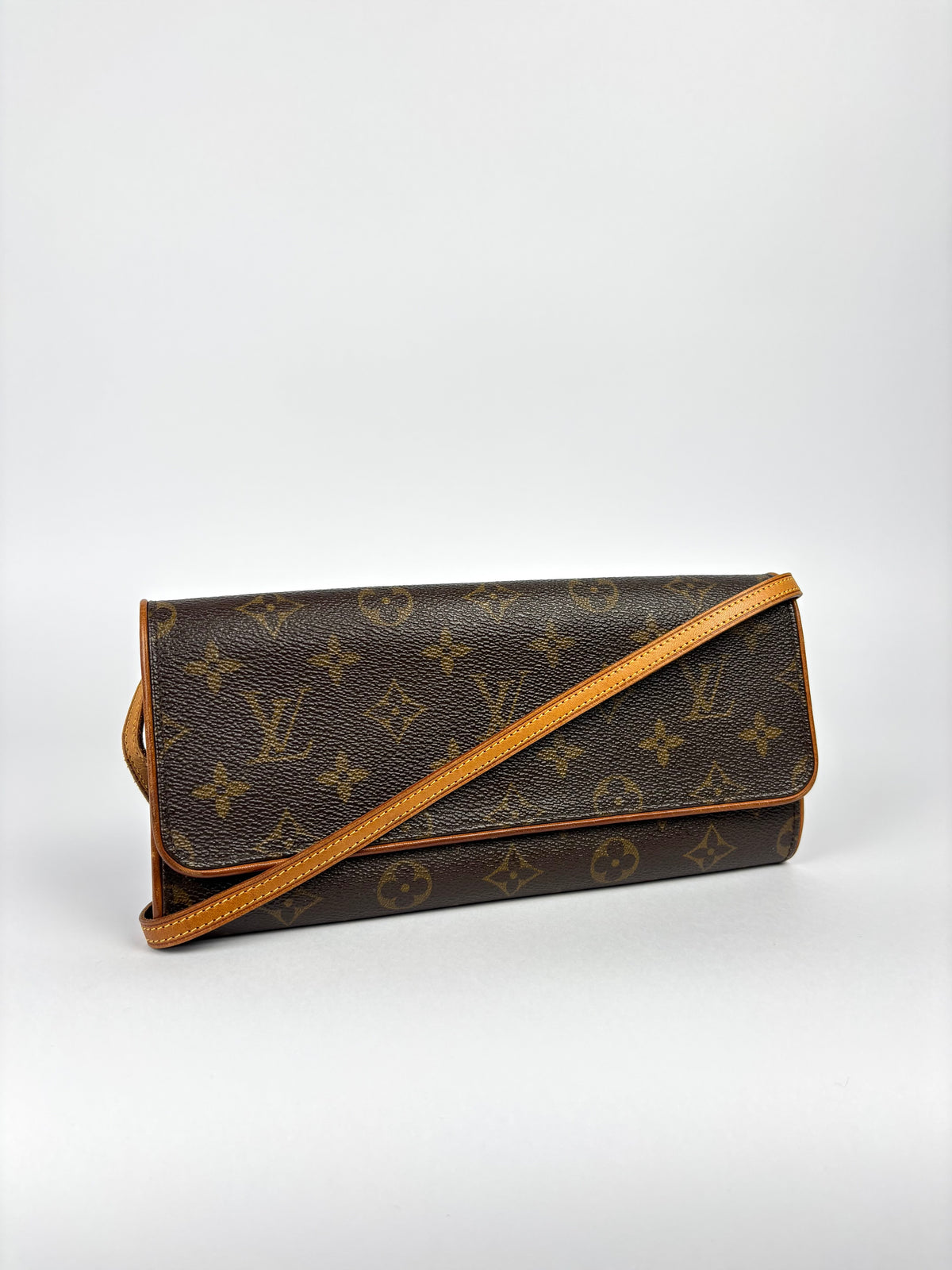 Louis Vuitton Twin GM