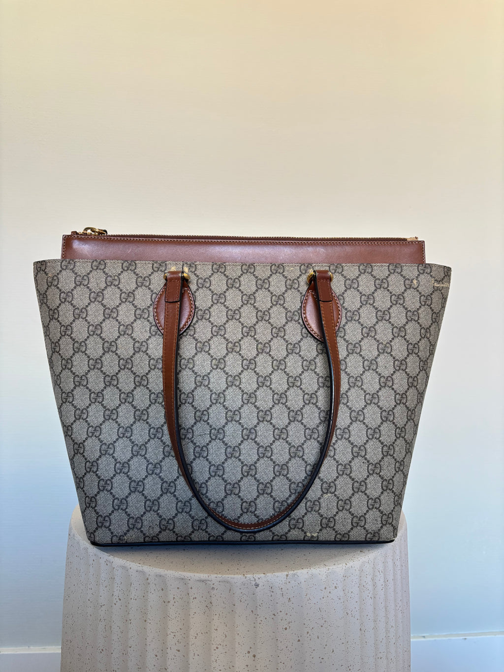 Gucci GG Supreme Tote Bag
