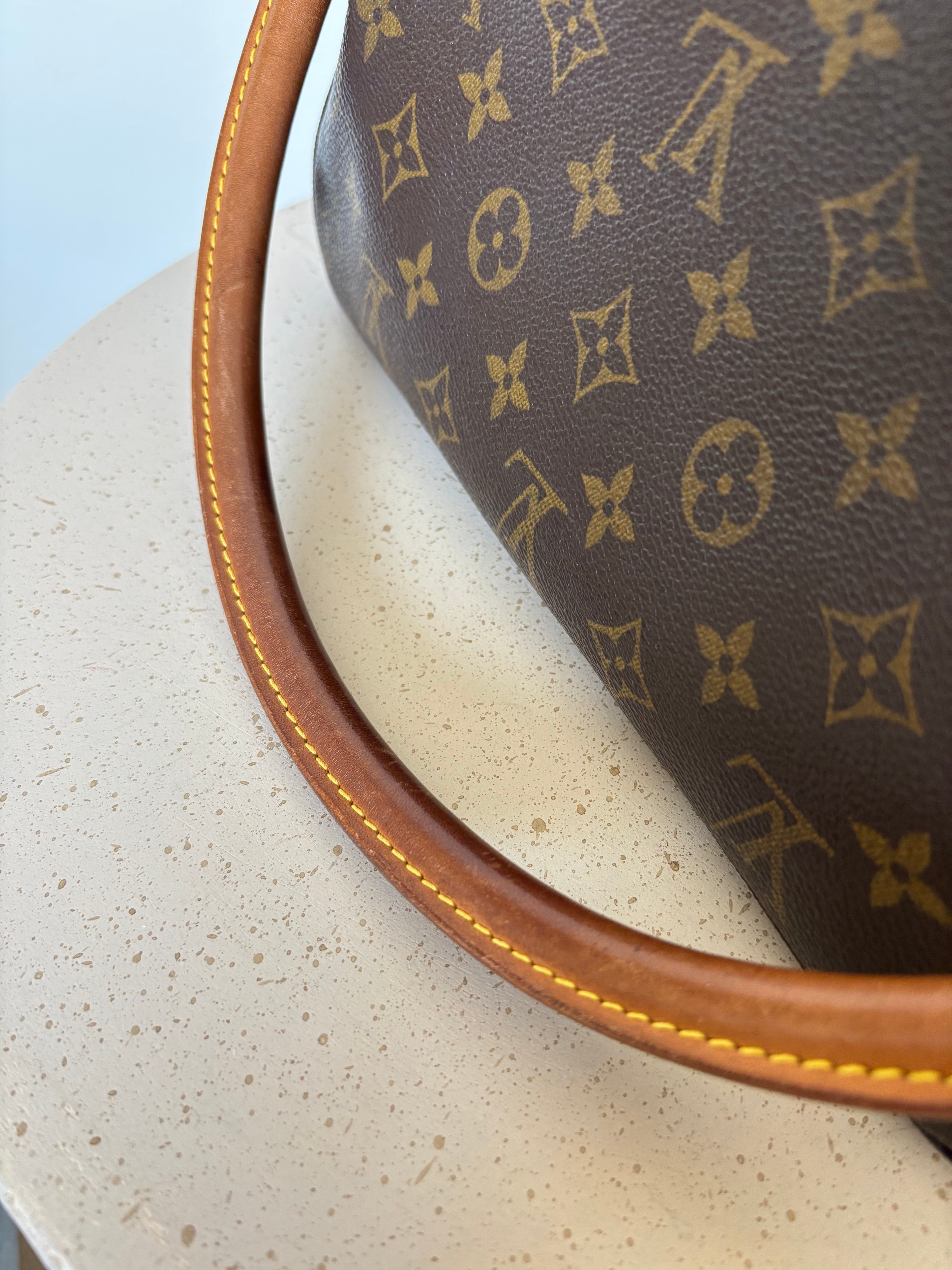 Louis Vuitton Mini Looping