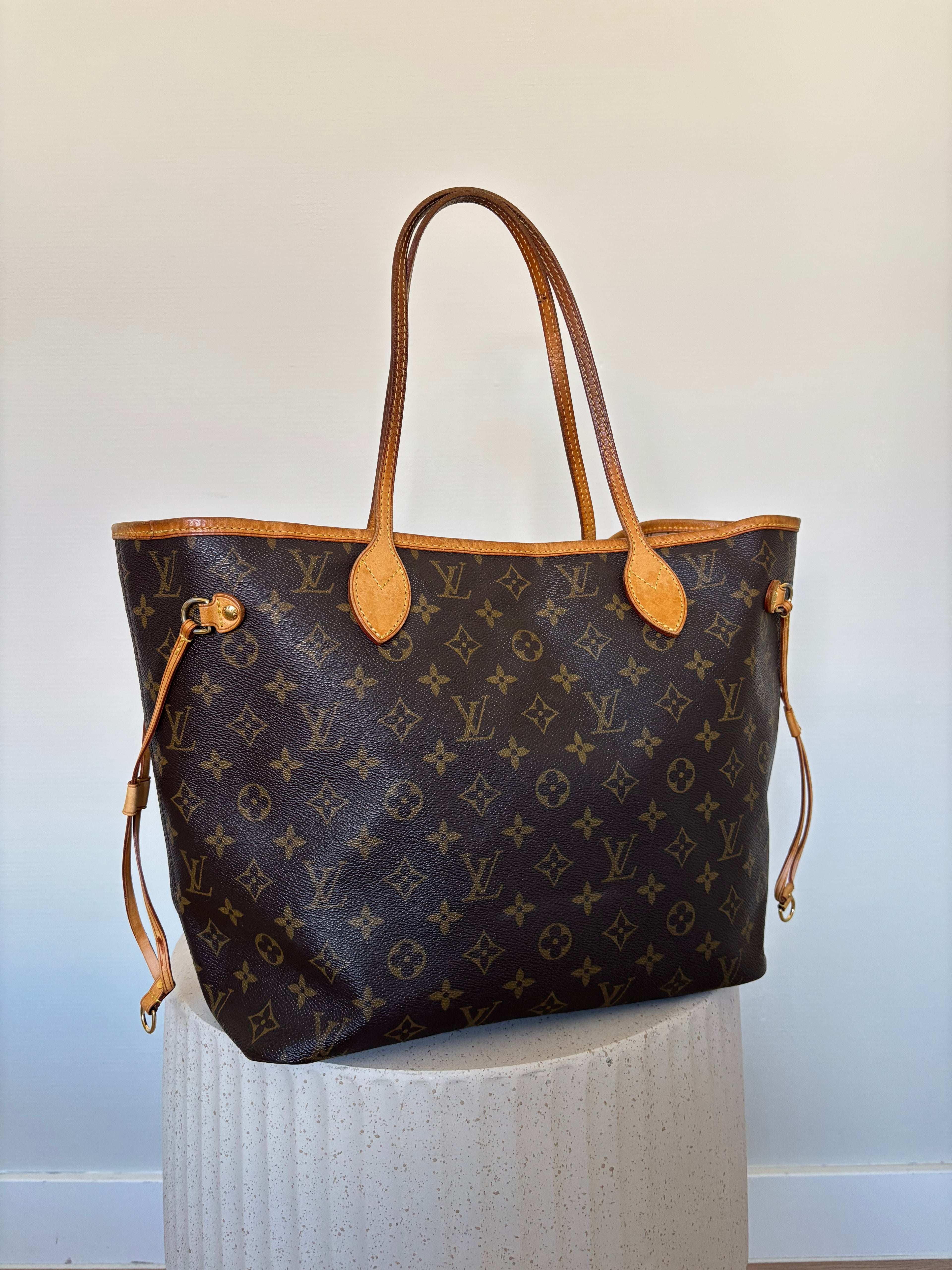Louis Vuitton Neverfull MM