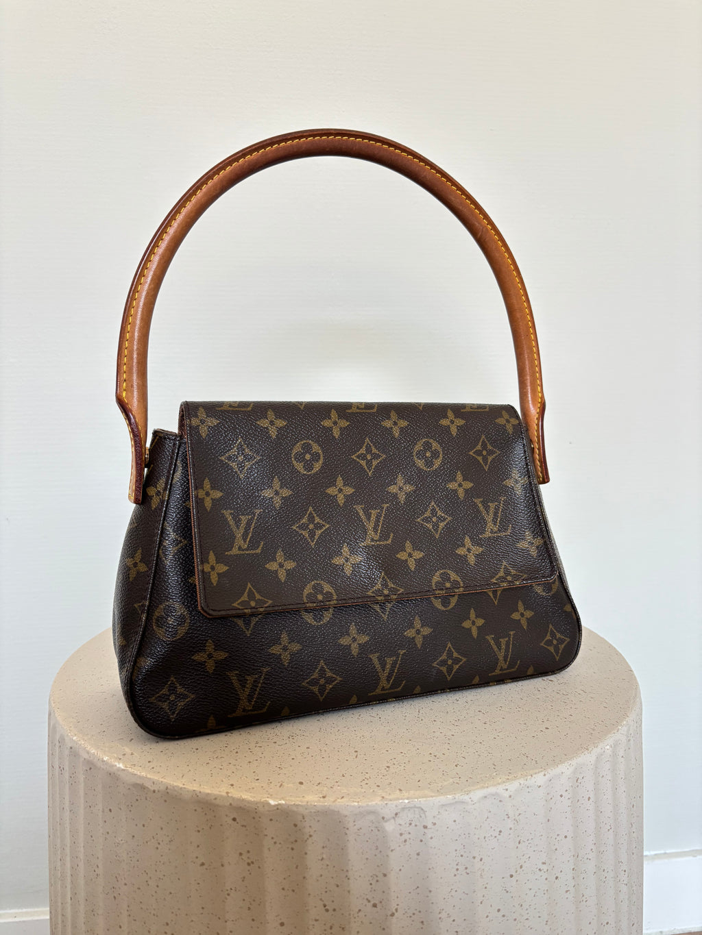 Louis Vuitton Mini Looping
