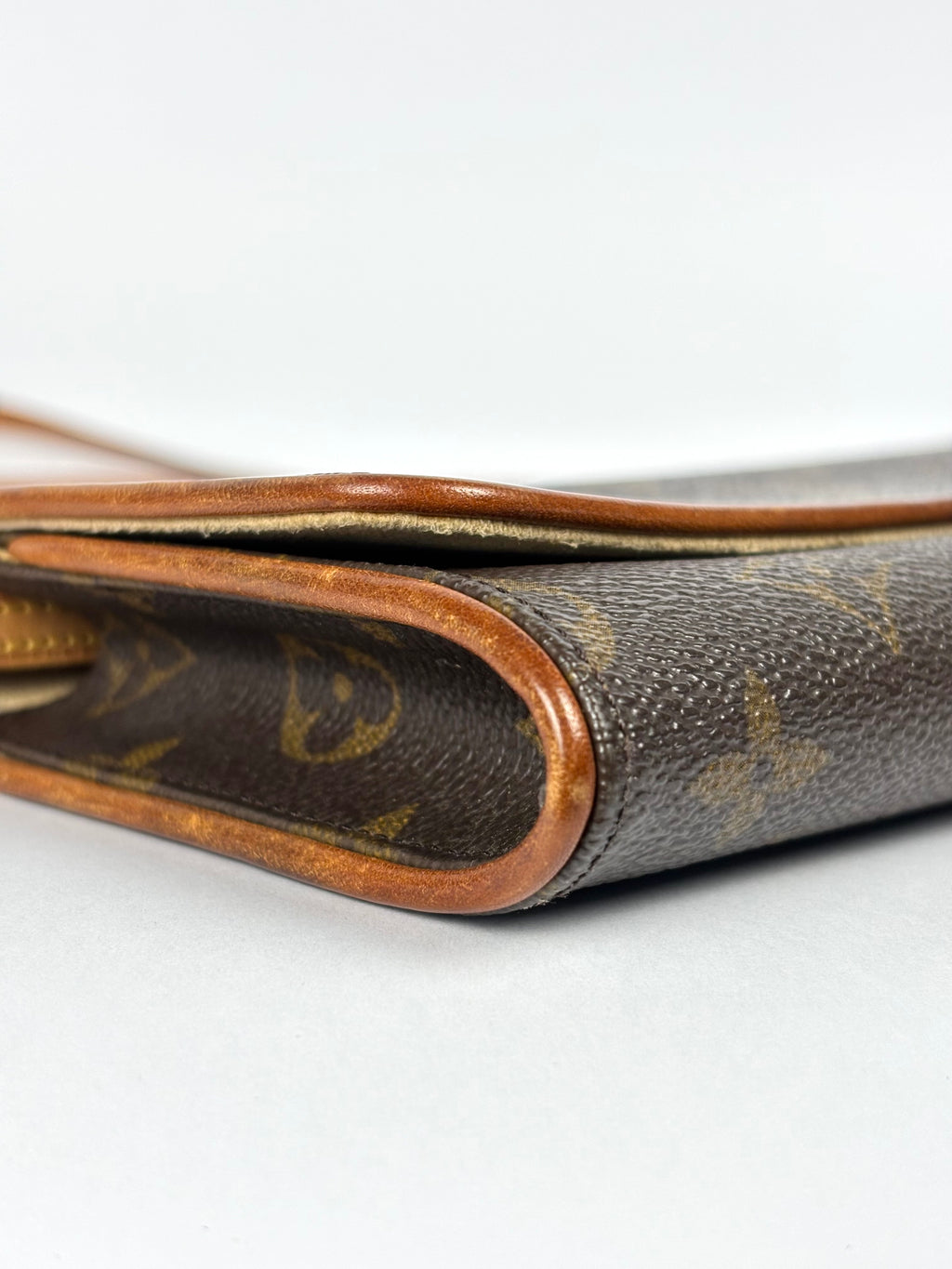 Louis Vuitton Twin GM