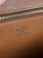 Louis Vuitton Pochette Bordeaux