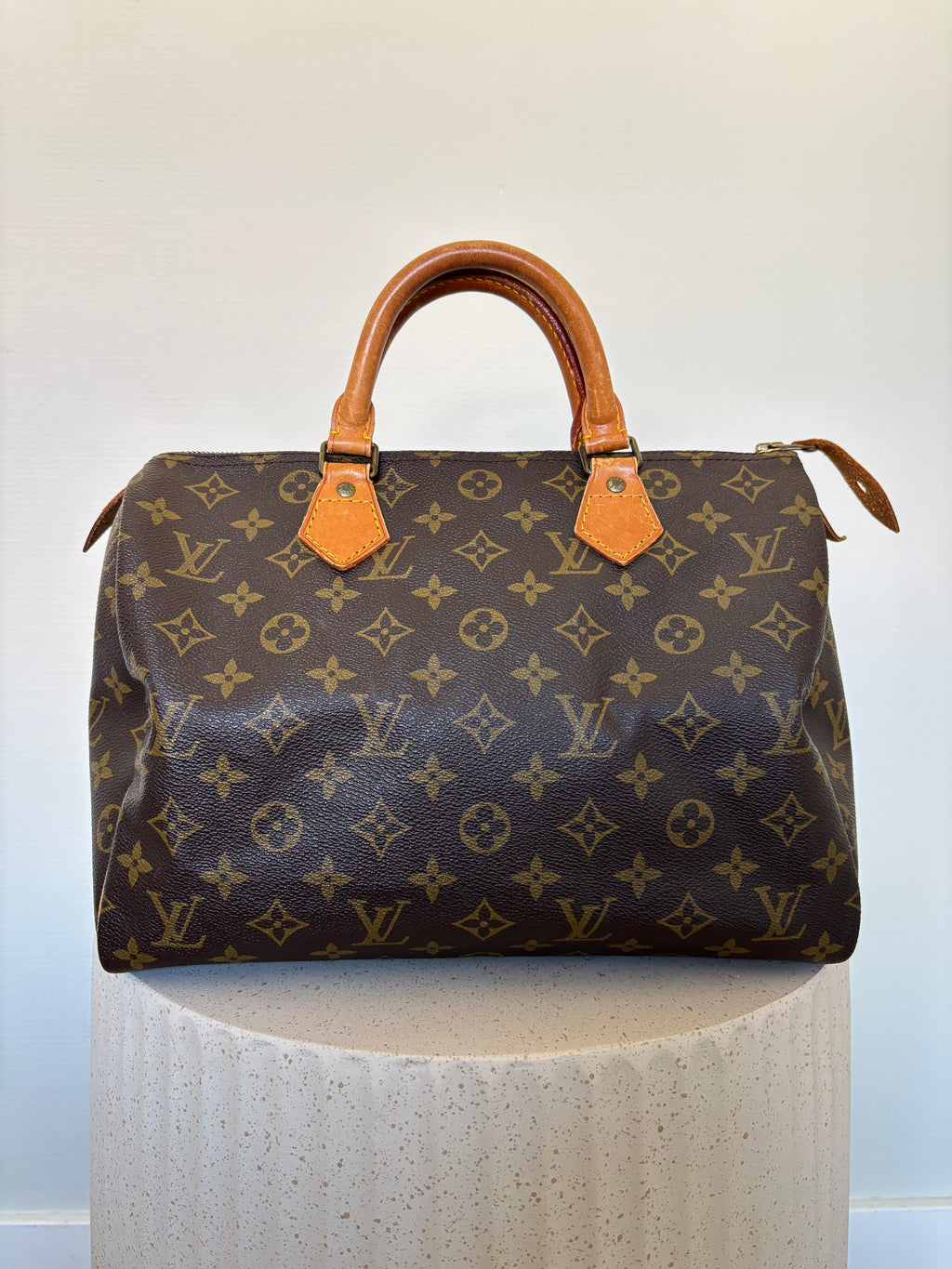 Louis Vuitton Speedy 30