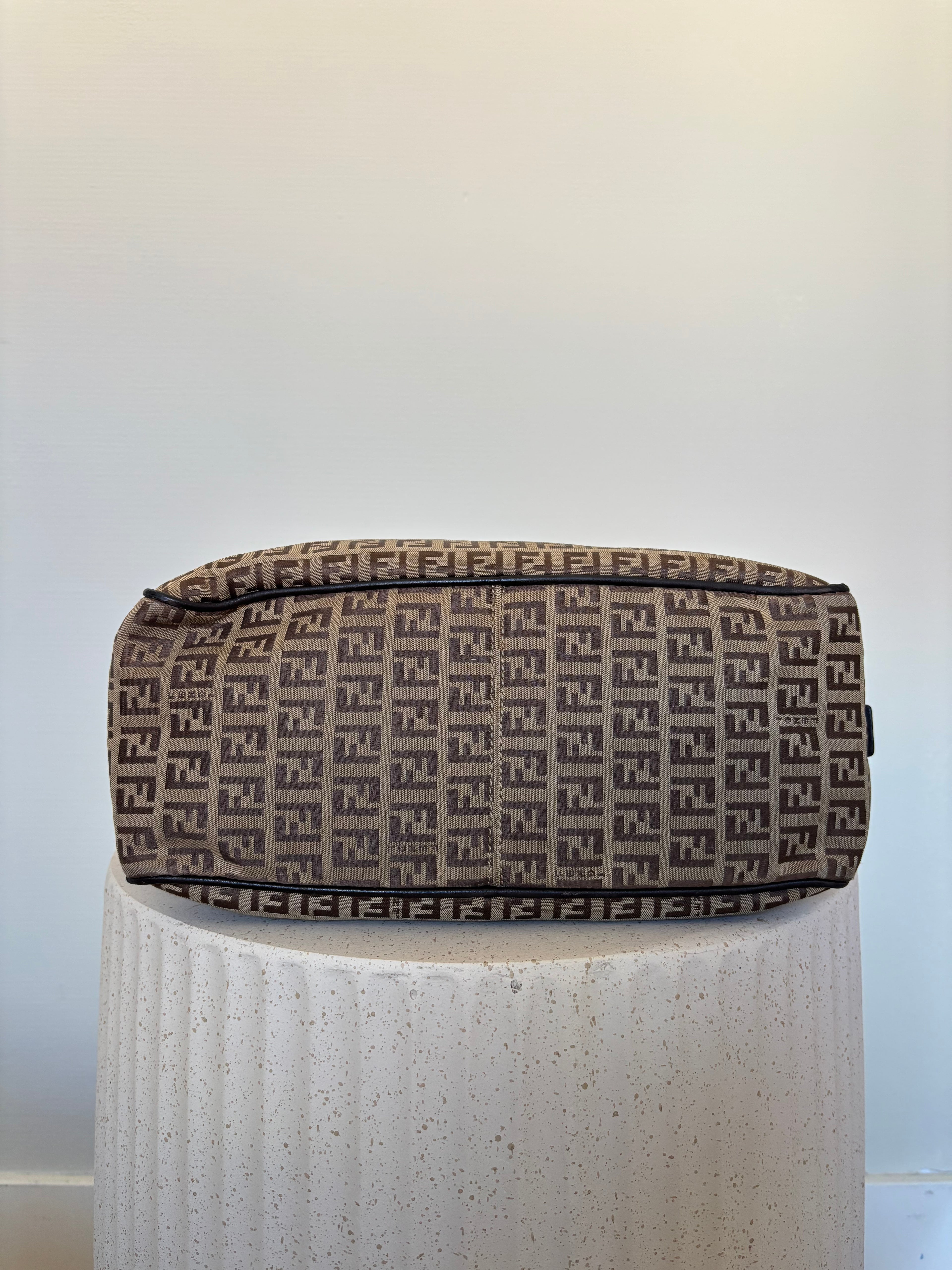 Fendi Zucchino Canvas Schoudertas