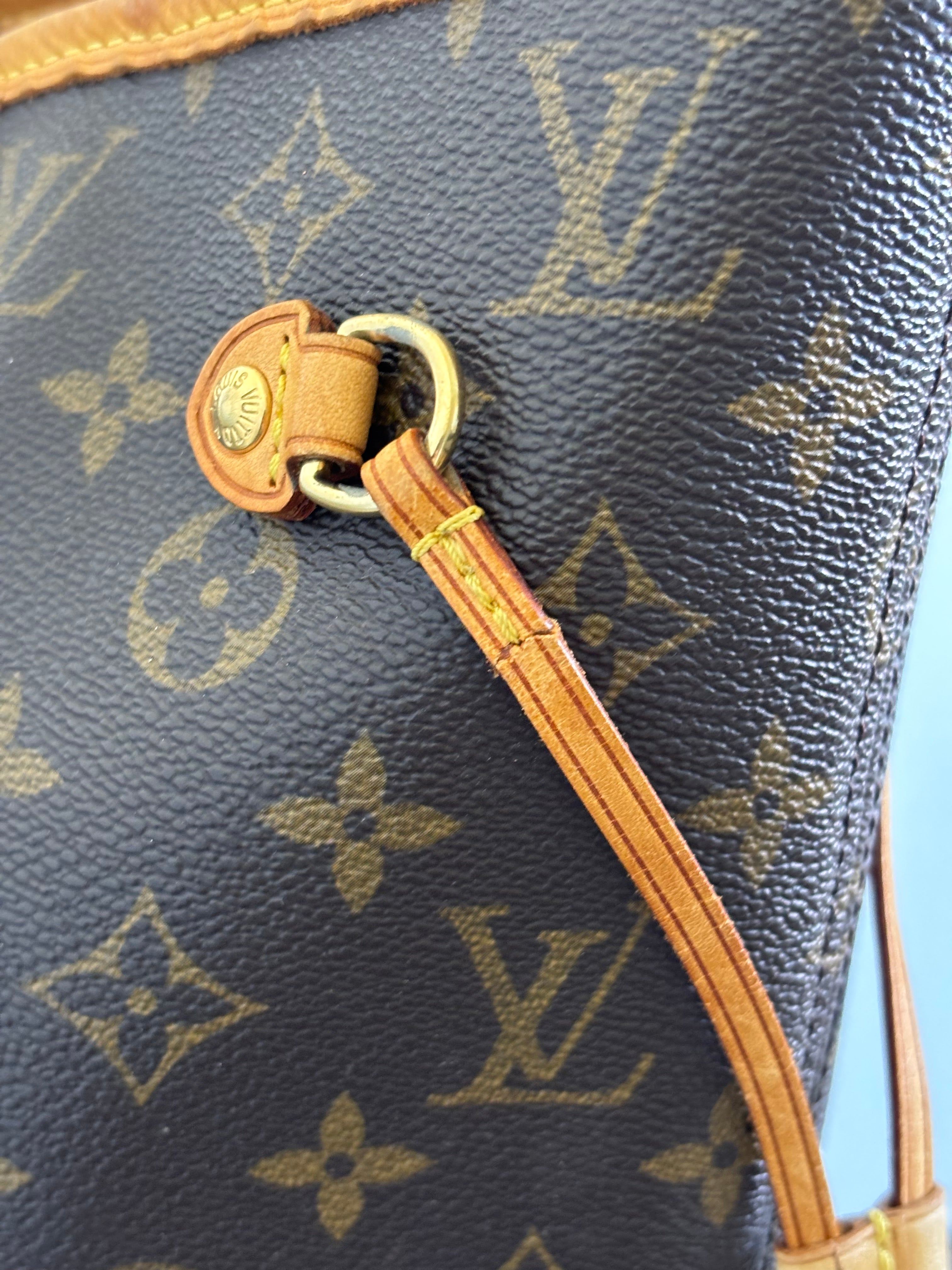 Louis Vuitton Neverfull MM