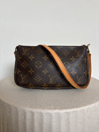Louis Vuitton Pochette Crossbody