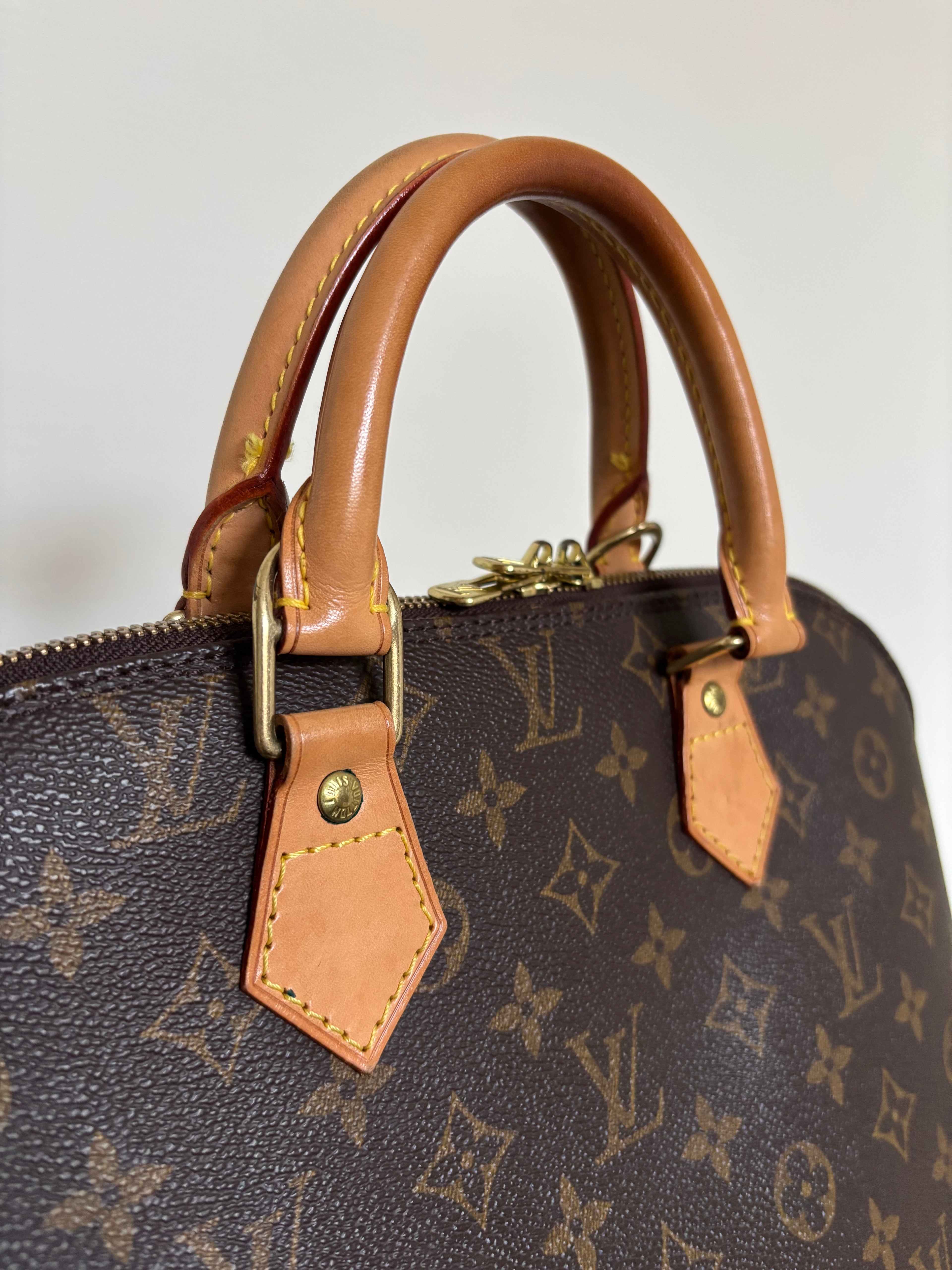 Louis Vuitton Alma PM