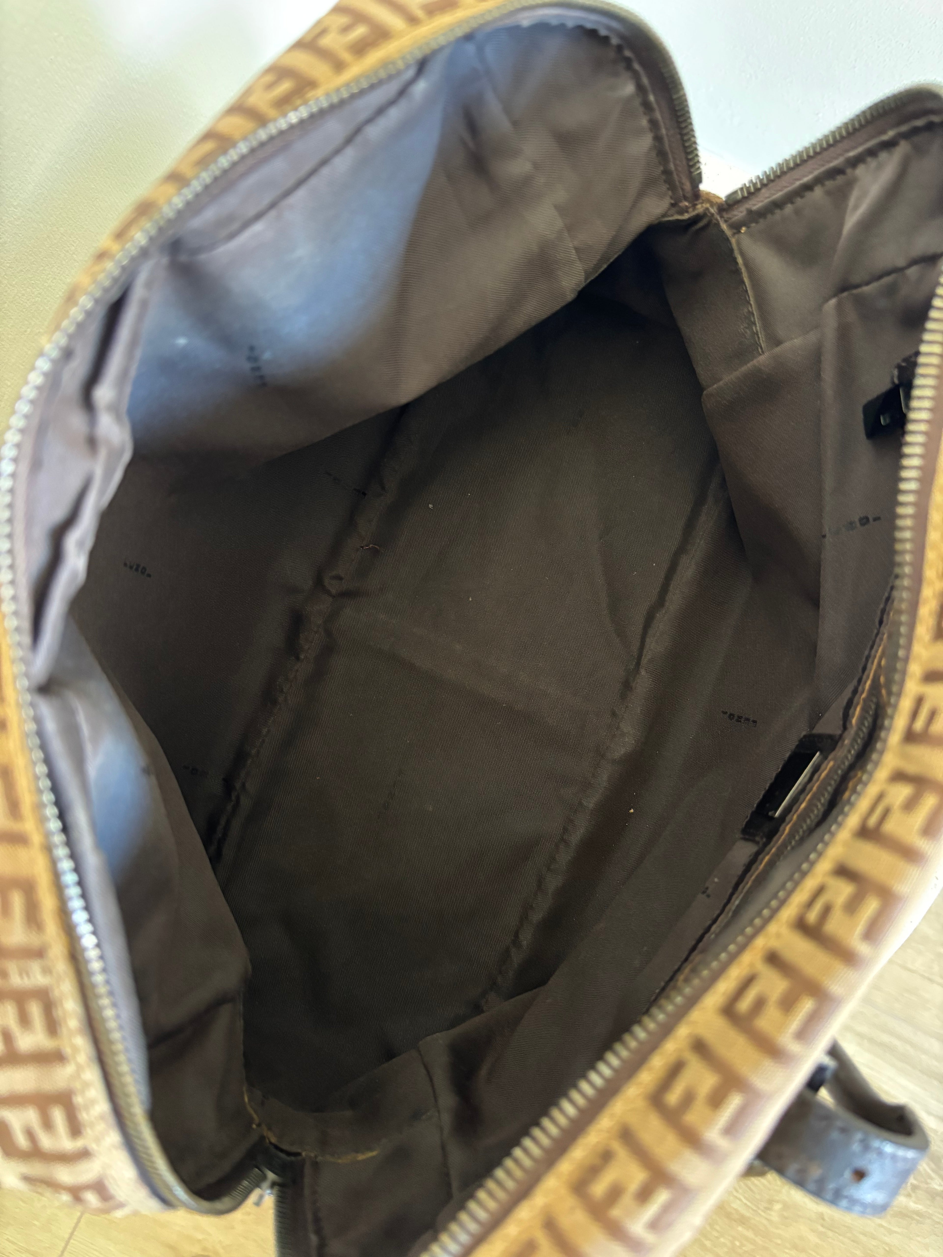 Fendi Zucchino Canvas Schoudertas