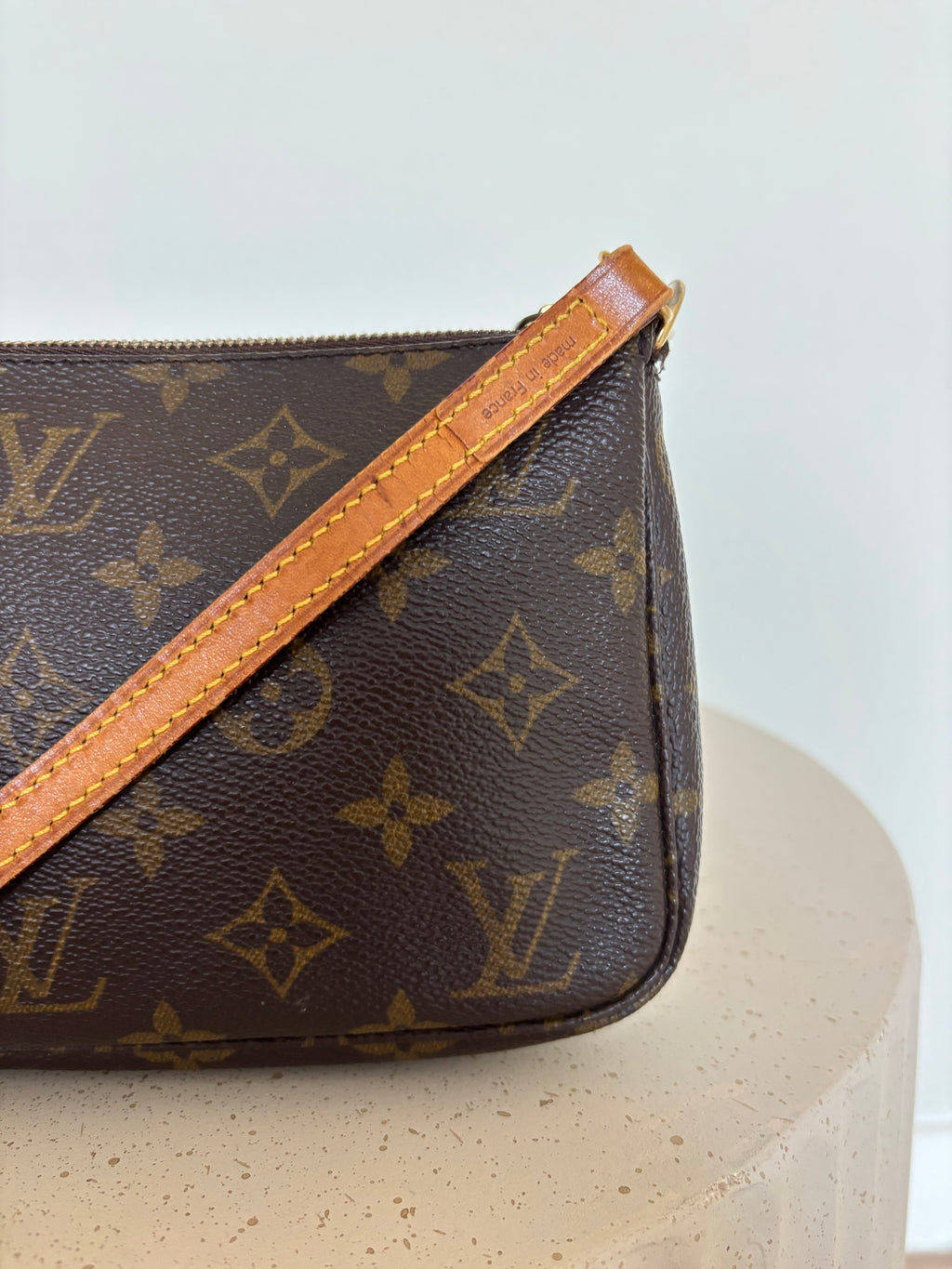 Louis Vuitton Pochette Crossbody