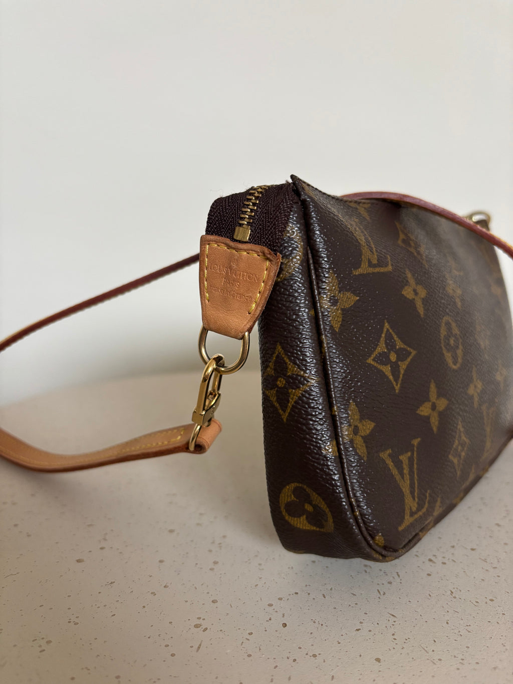 Louis Vuitton Pochette Crossbody