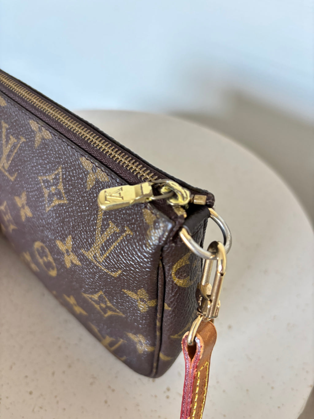 Louis Vuitton Pochette Crossbody