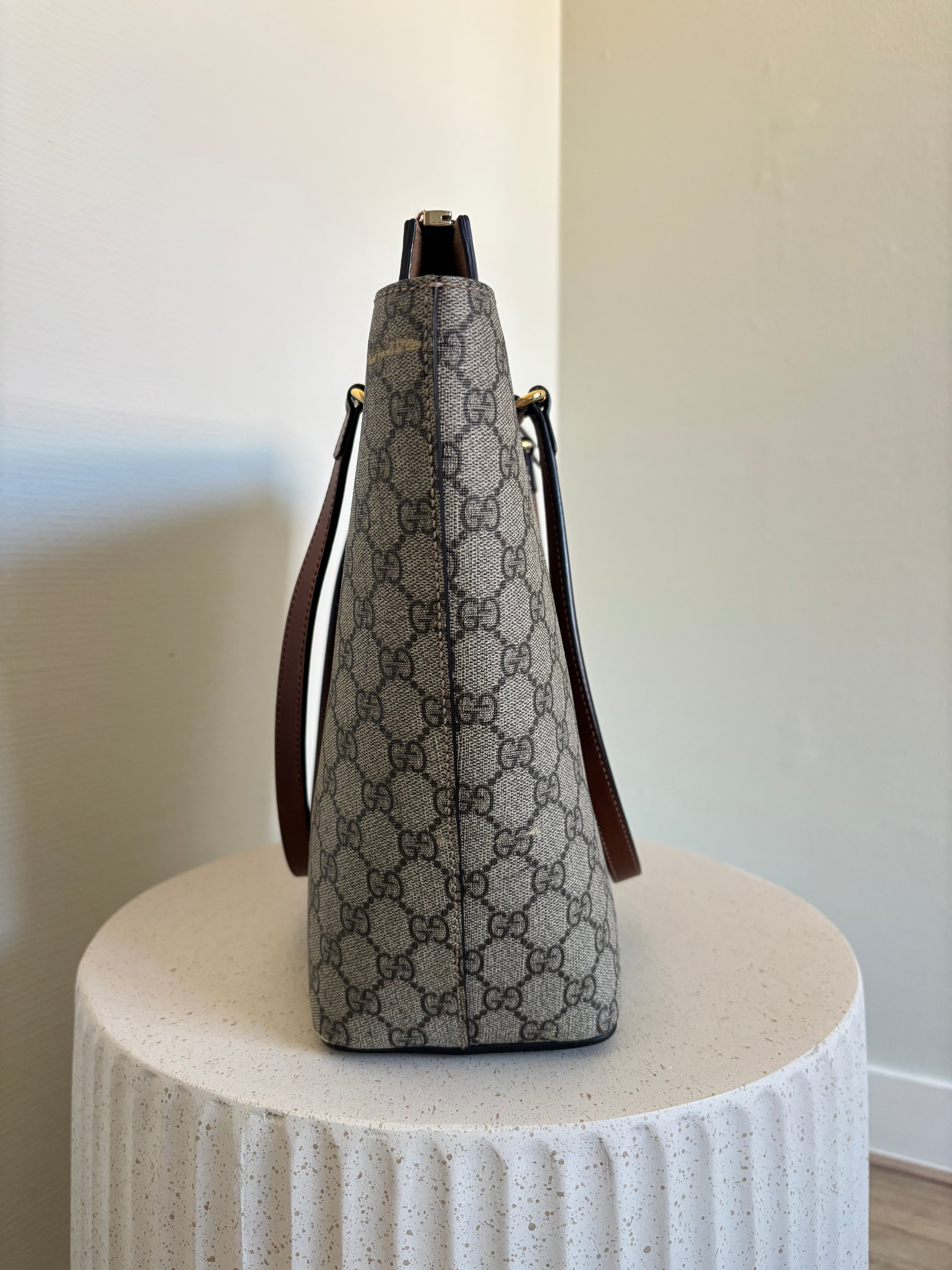 Gucci GG Supreme Tote Bag