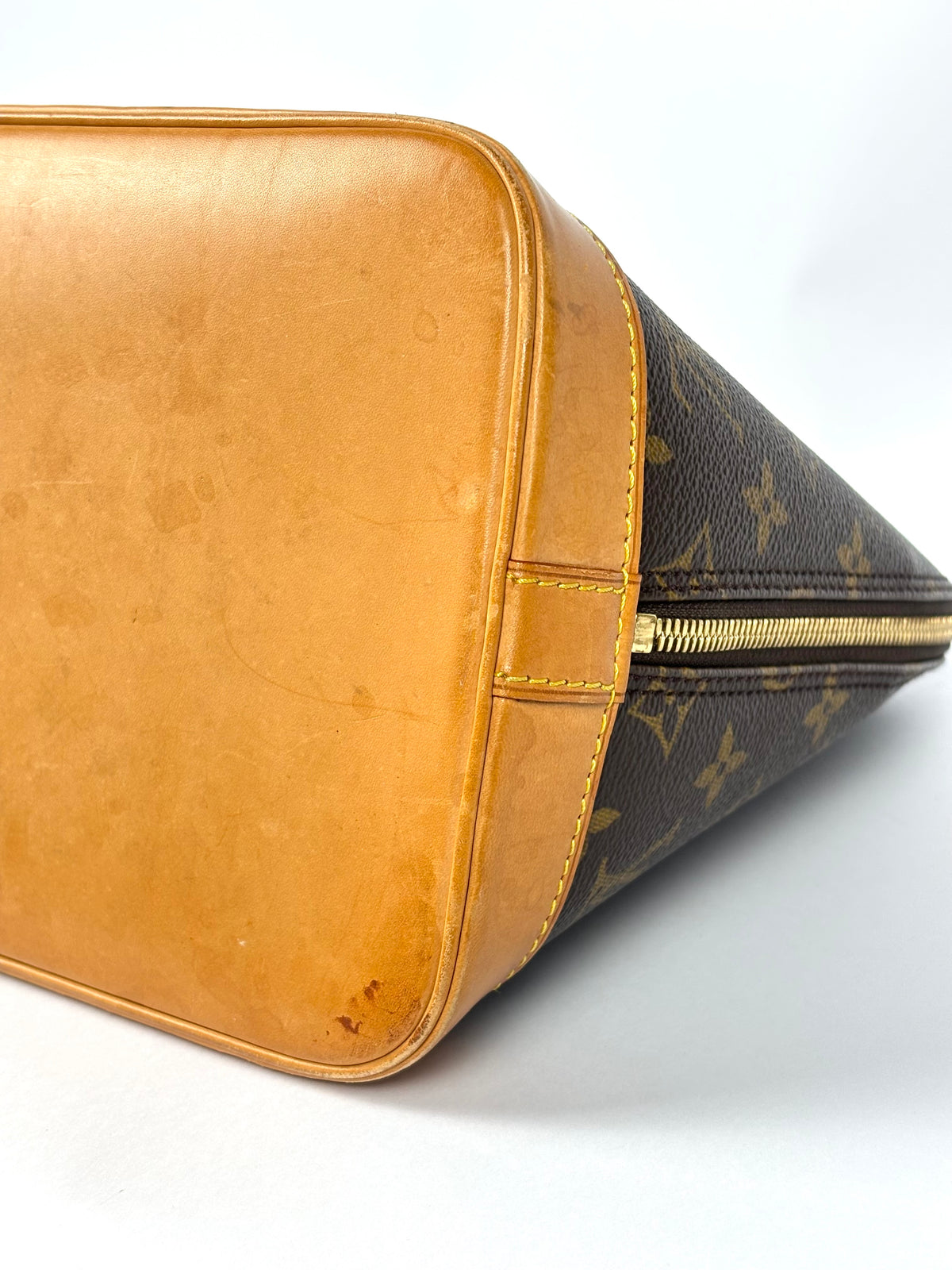Louis Vuitton Alma PM
