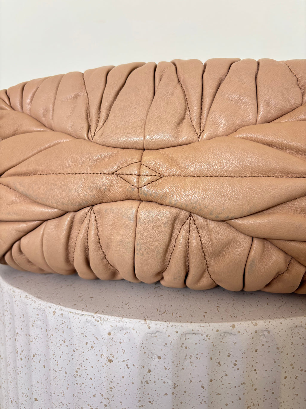 Miu Miu Matelassé Handtas