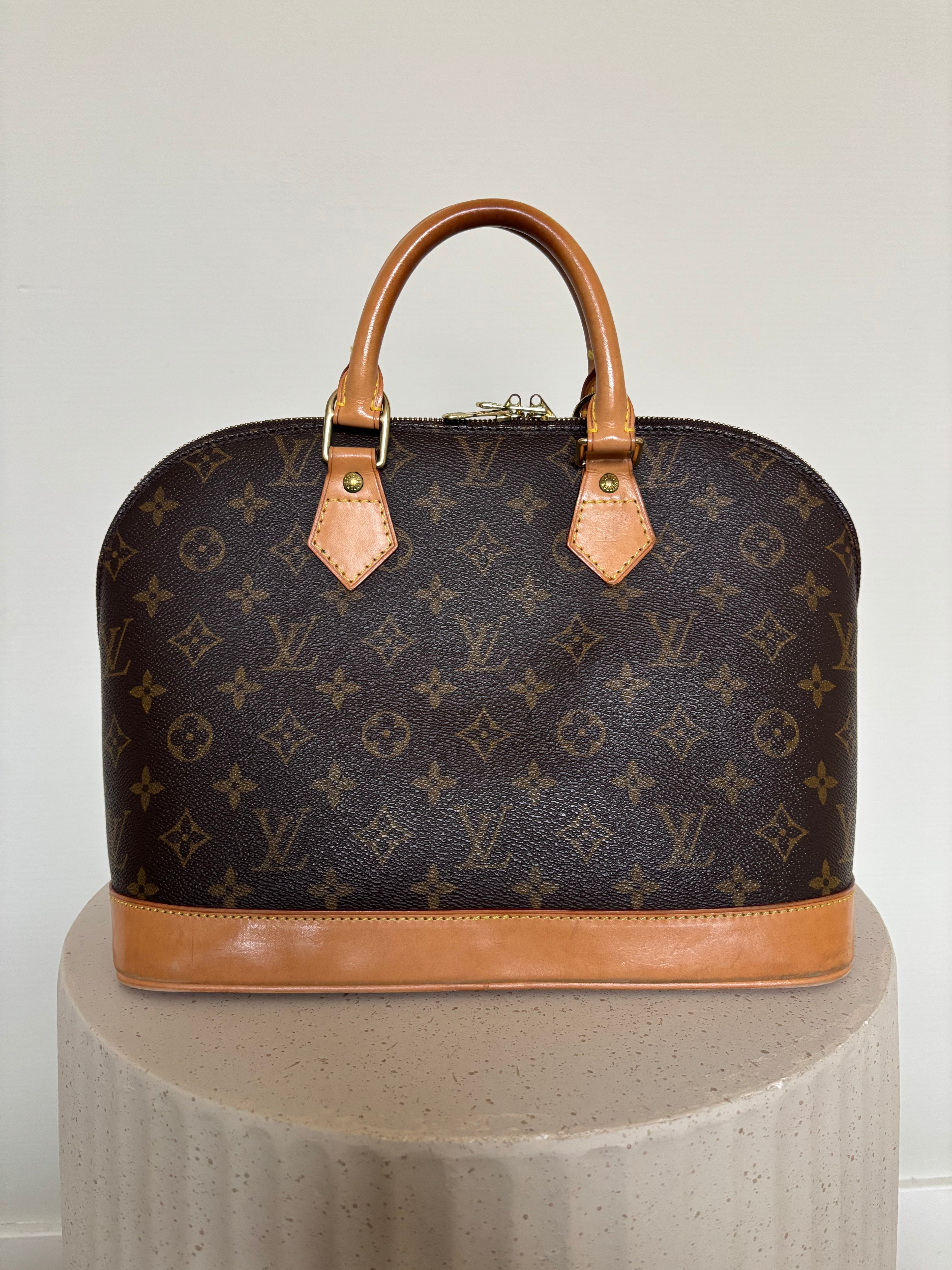 Louis Vuitton Alma PM