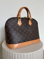 Louis Vuitton Alma PM