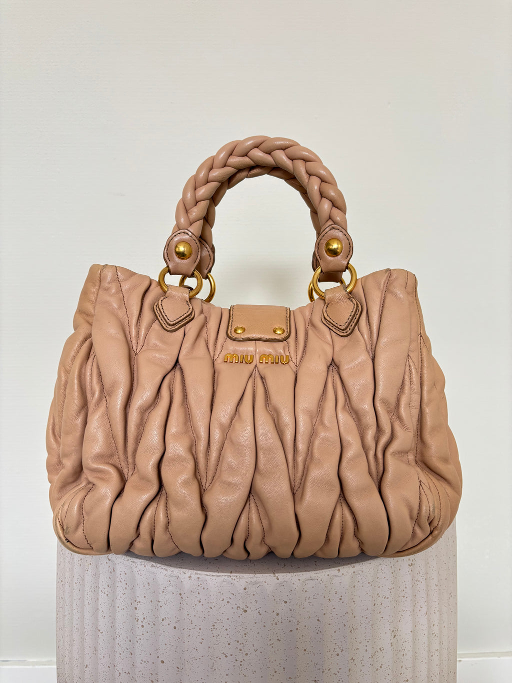 Miu Miu Matelassé Handtas