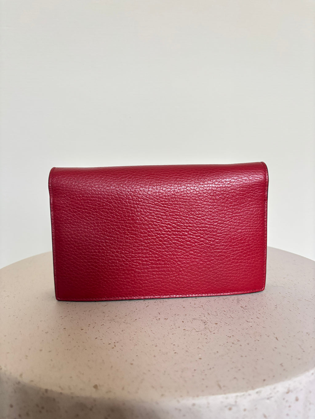 Gucci Interlocking G Wallet on Chain