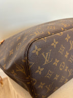 Louis Vuitton Monogram Neverfull MM