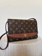 Louis Vuitton Pochette Bordeaux