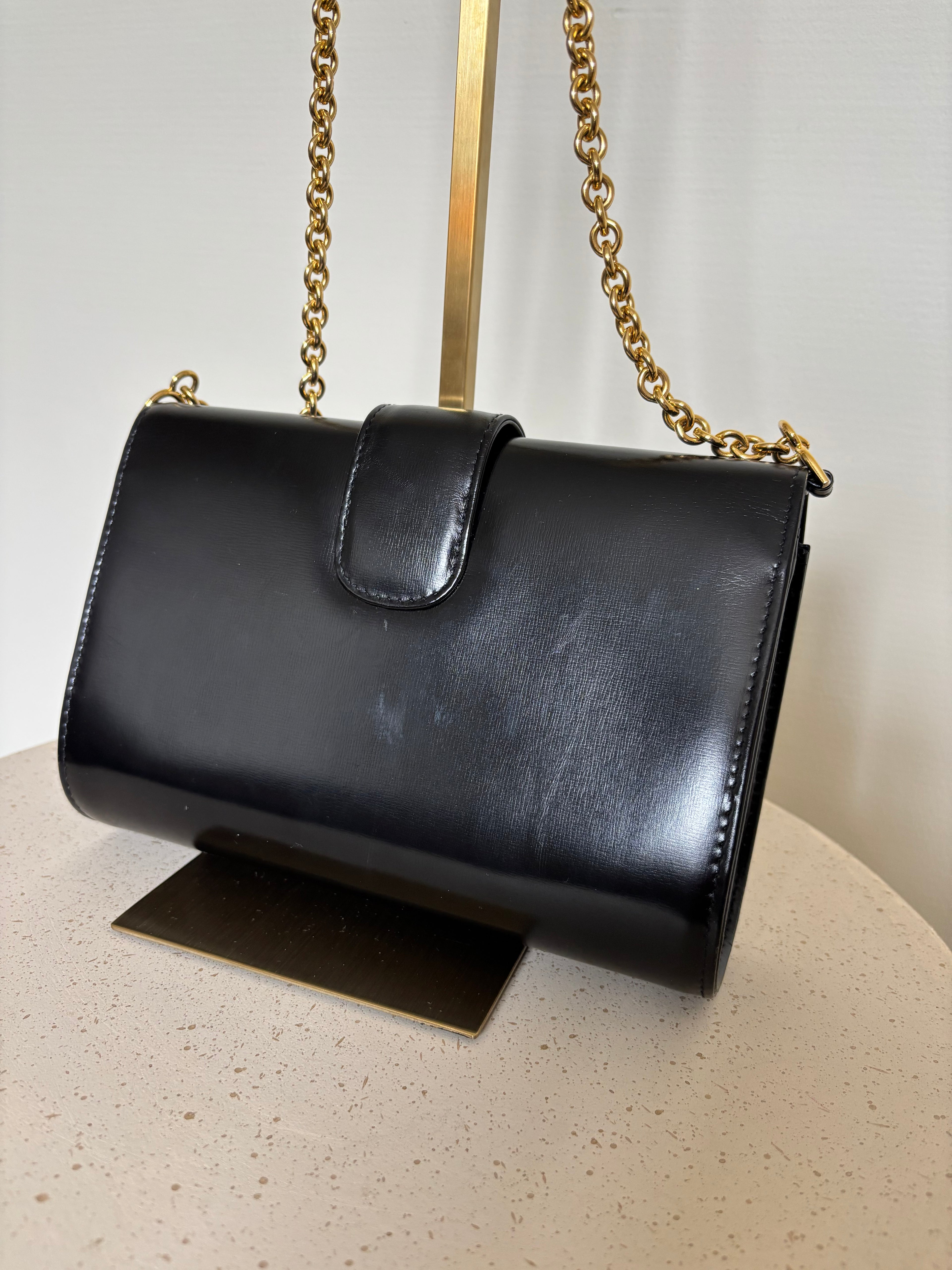 Gucci Black Leather Shoulder Bag