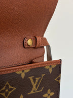 Louis Vuitton Pochette Bordeaux