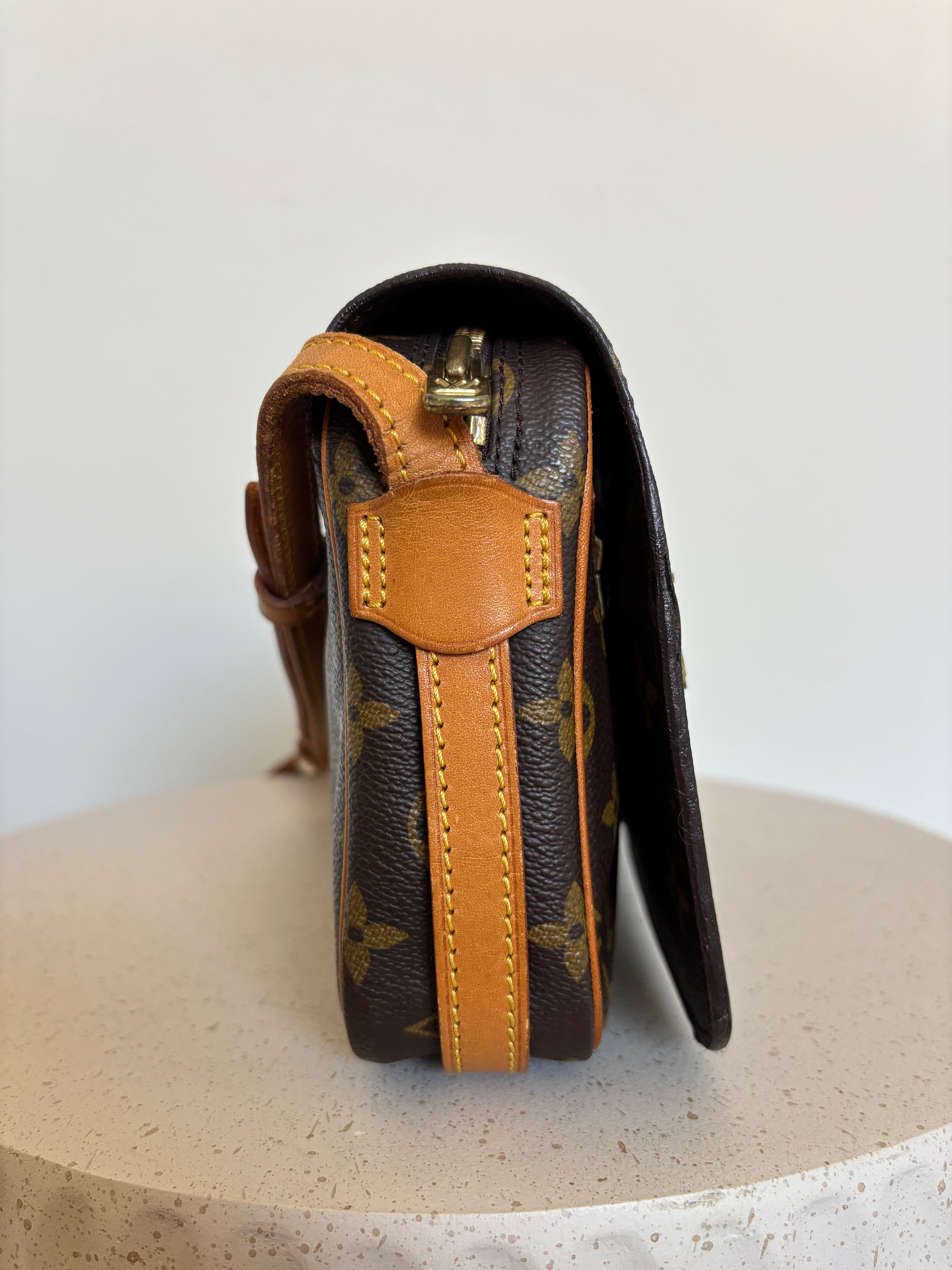Louis Vuitton Saint Germain 24