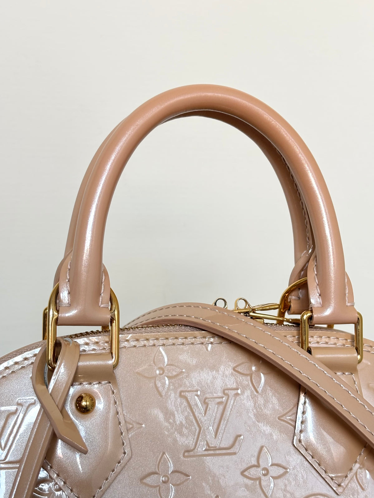 Louis Vuitton Alma BB Vernis