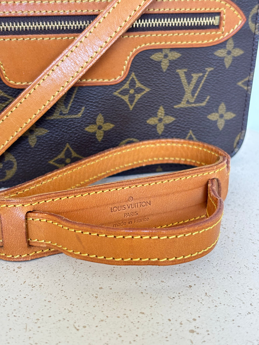 Louis Vuitton Saint Germain 24