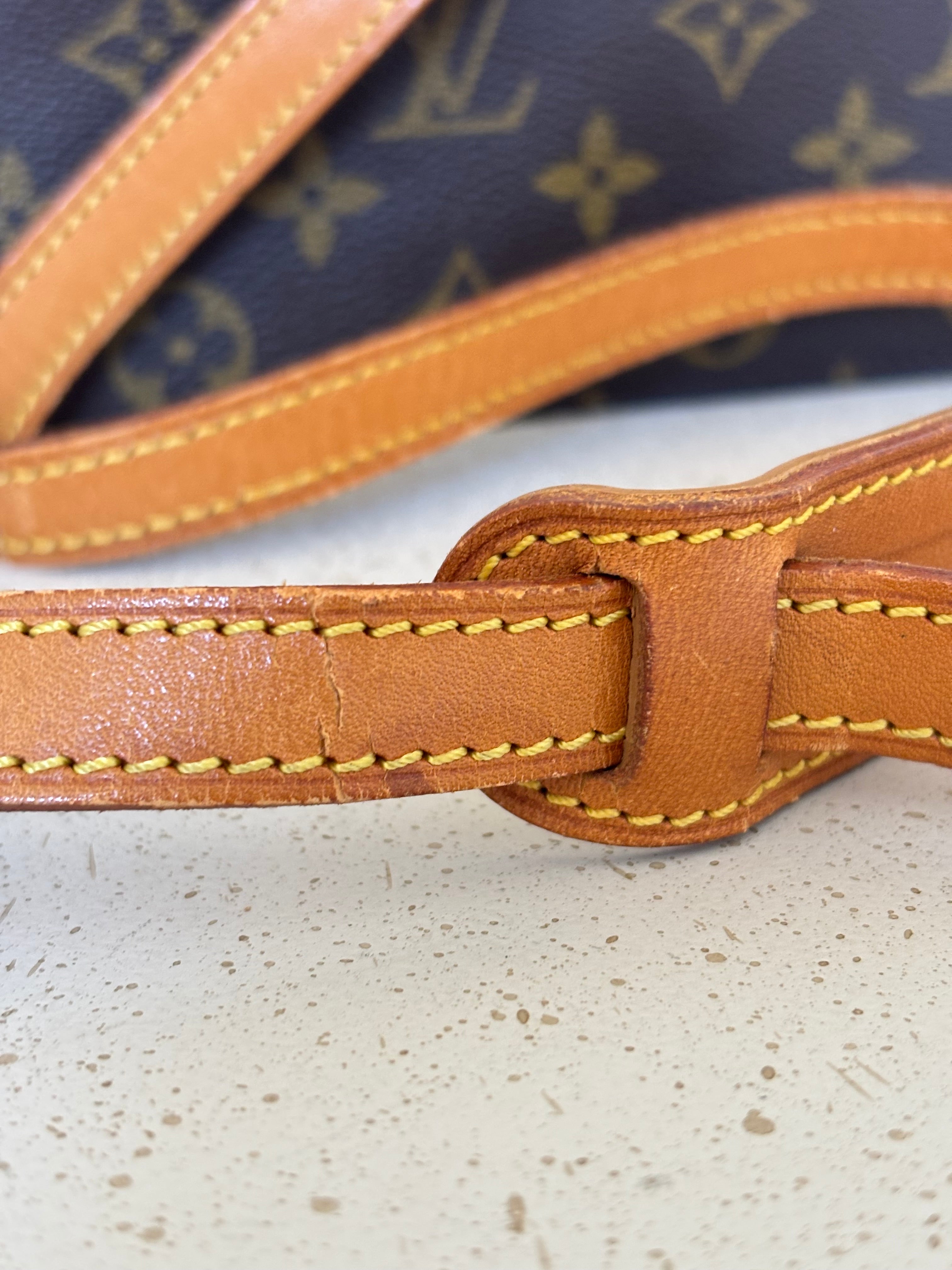 Louis Vuitton Saint Germain 24