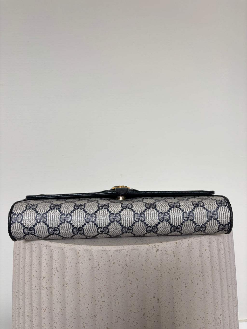 Gucci GG Supreme Crossbody