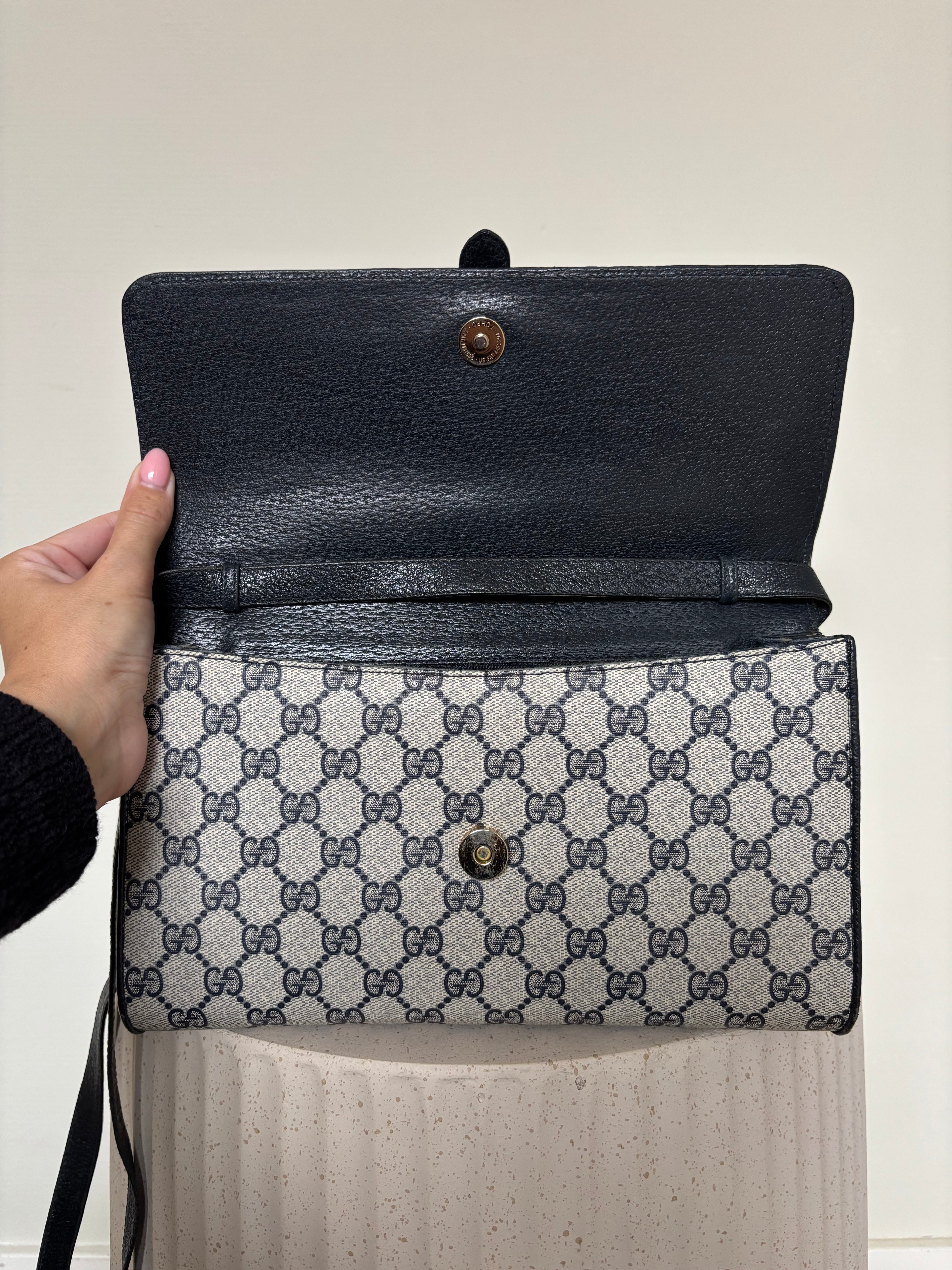 Gucci GG Supreme Crossbody