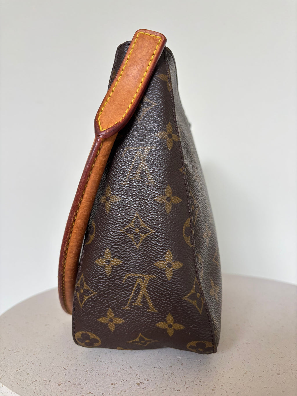 Louis Vuitton Looping MM