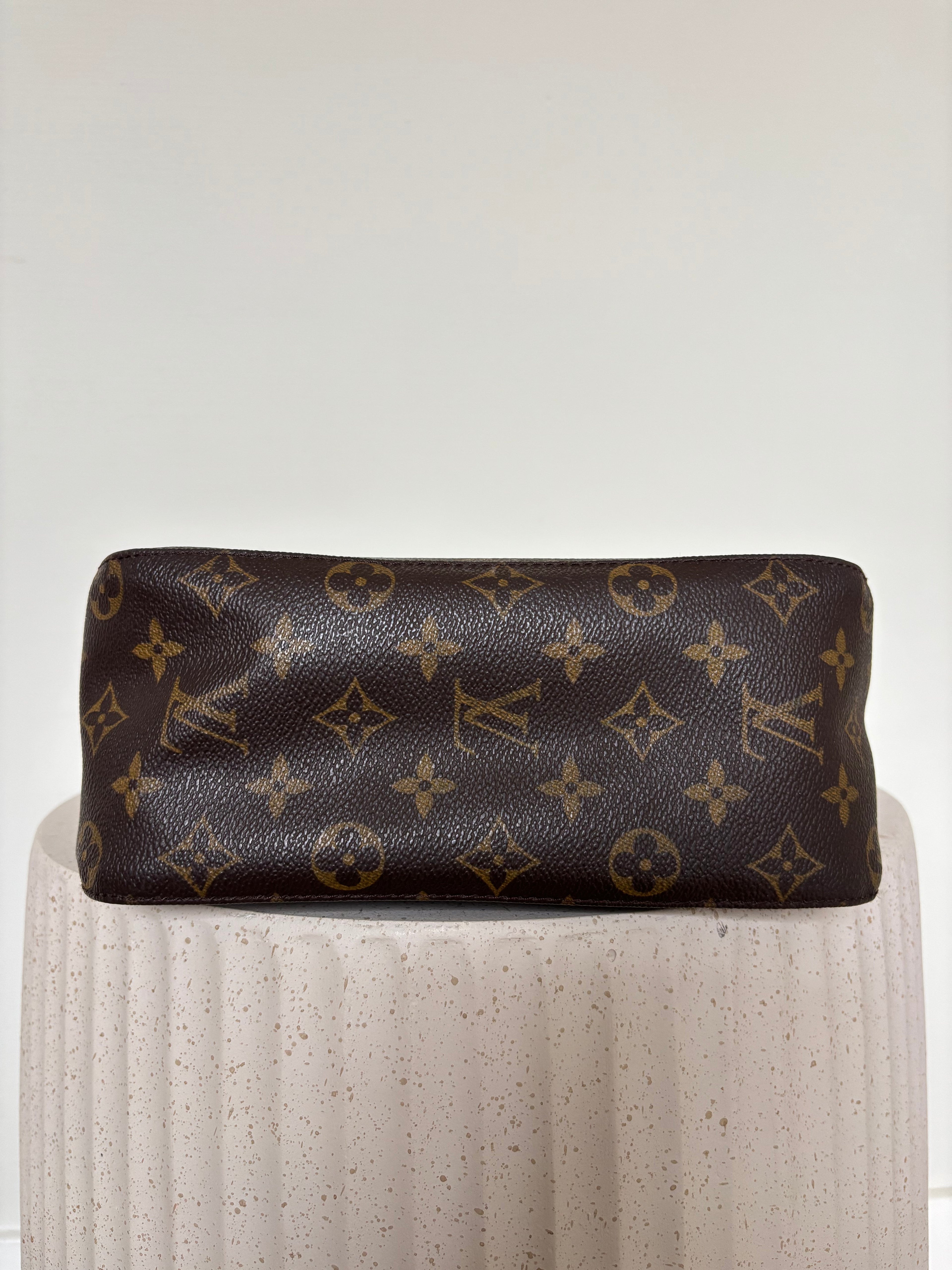 Louis Vuitton Looping MM