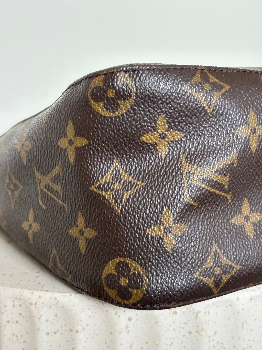 Louis Vuitton Looping MM
