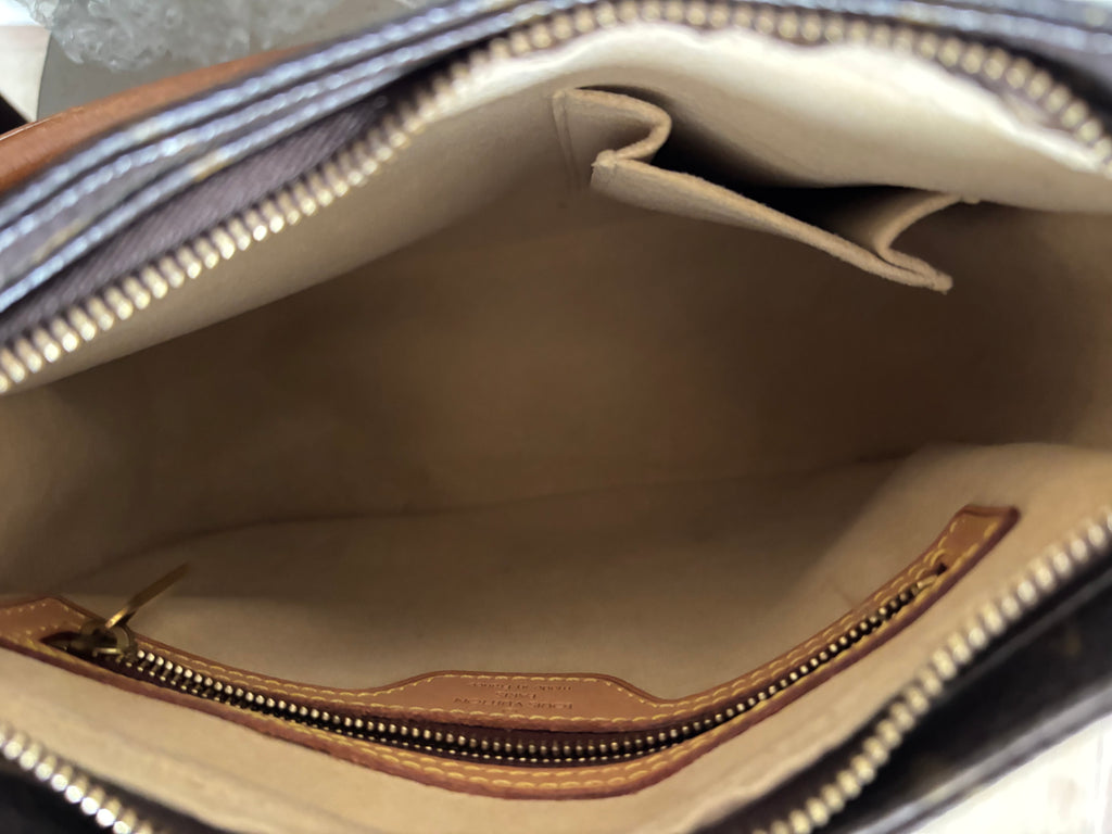 Louis Vuitton Looping MM