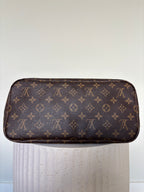 Louis Vuitton Neverfull MM Monogram