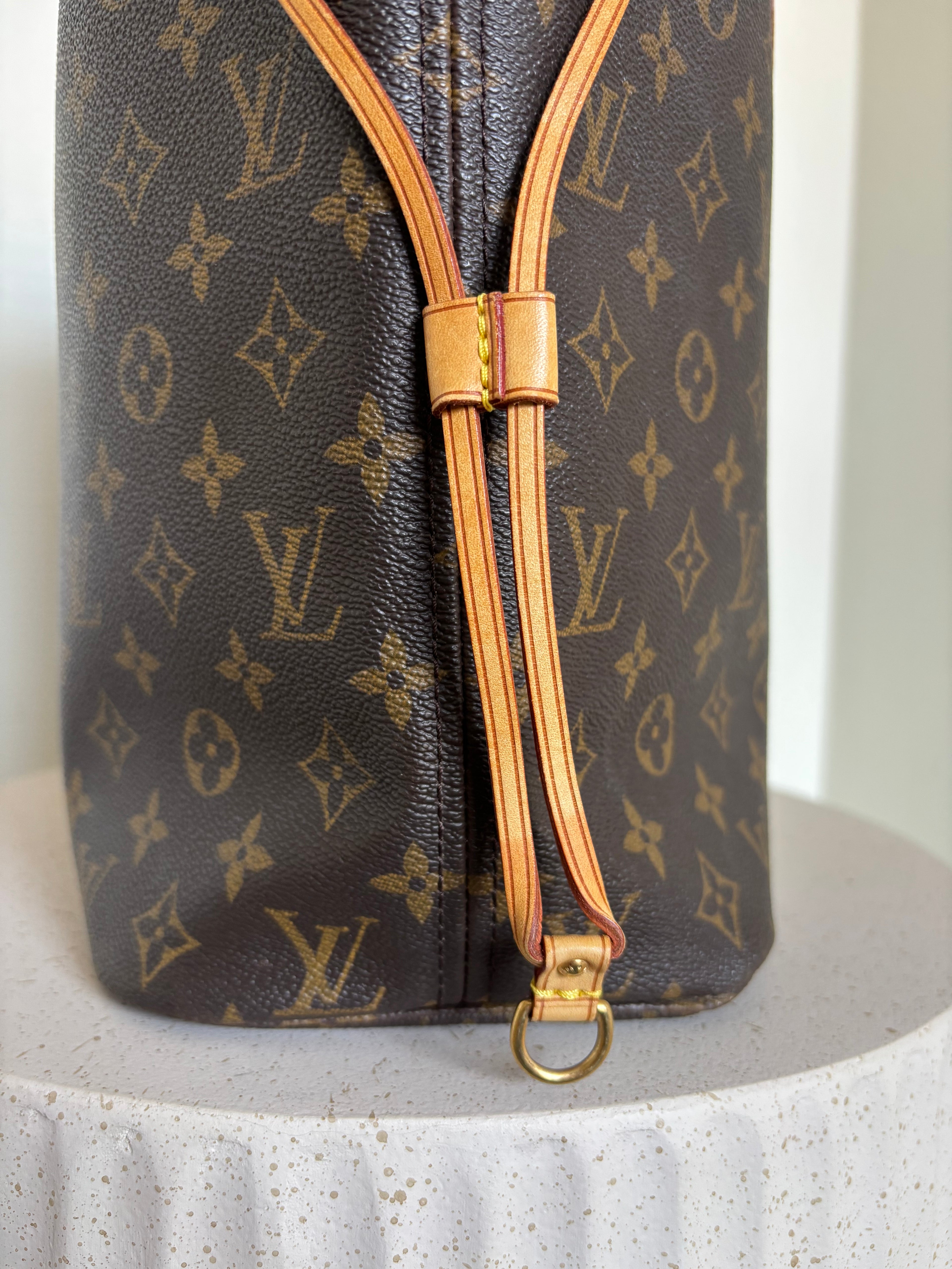 Louis Vuitton Neverfull MM Monogram