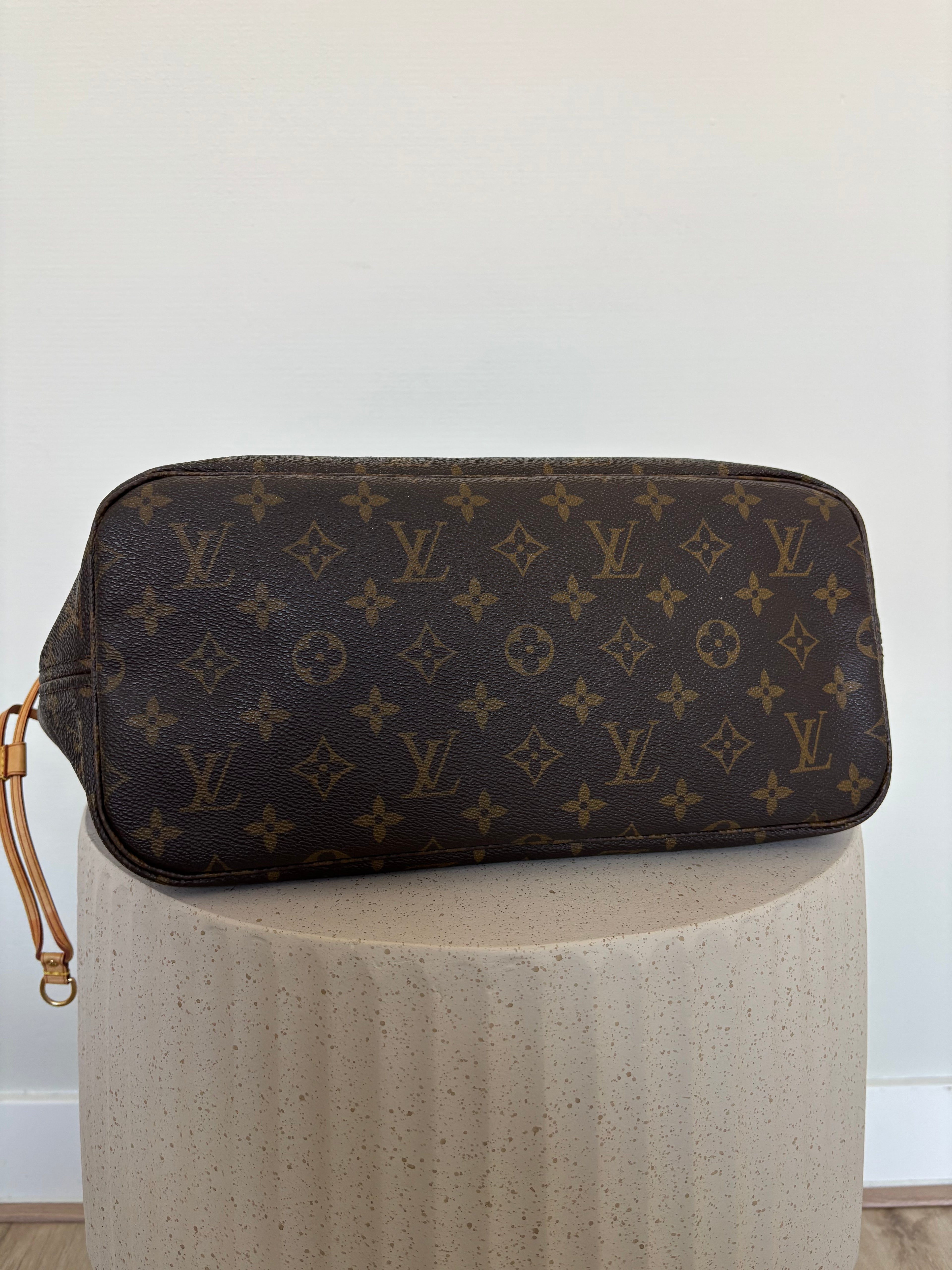 Louis Vuitton Neverfull MM Monogram