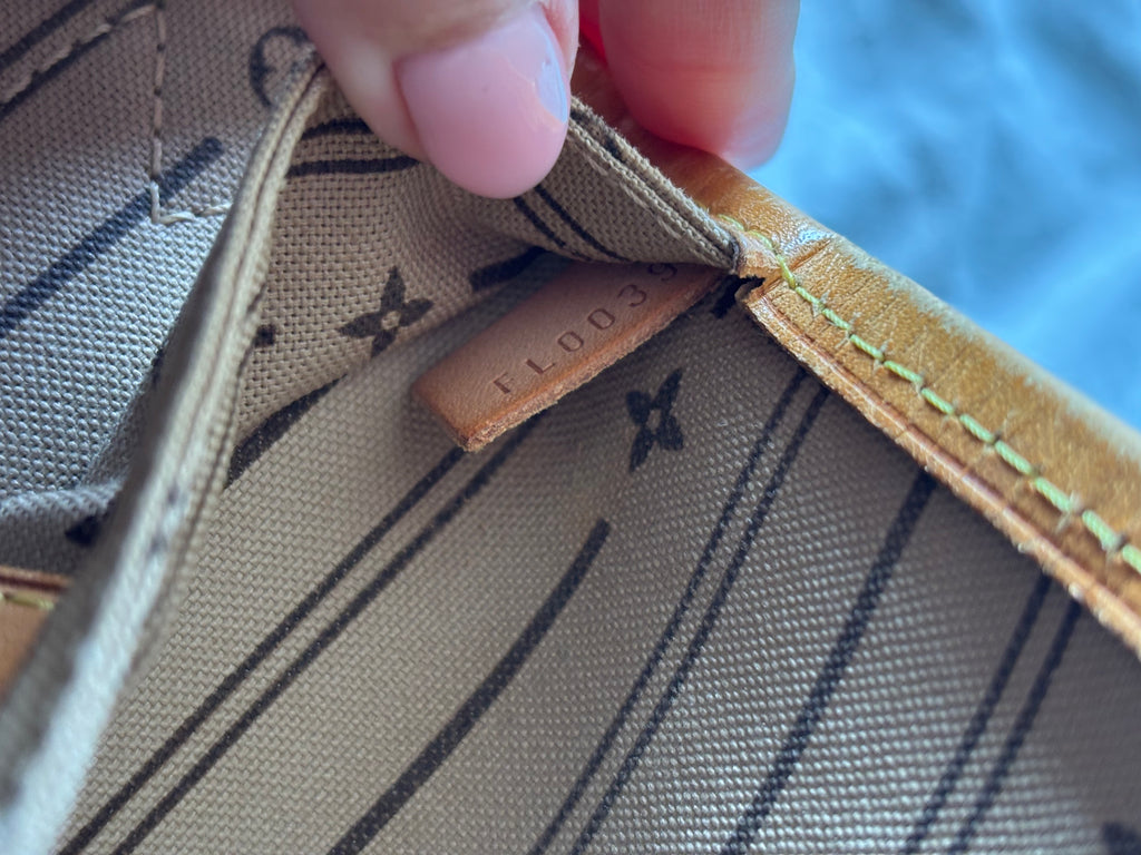 Louis Vuitton Neverfull MM Monogram