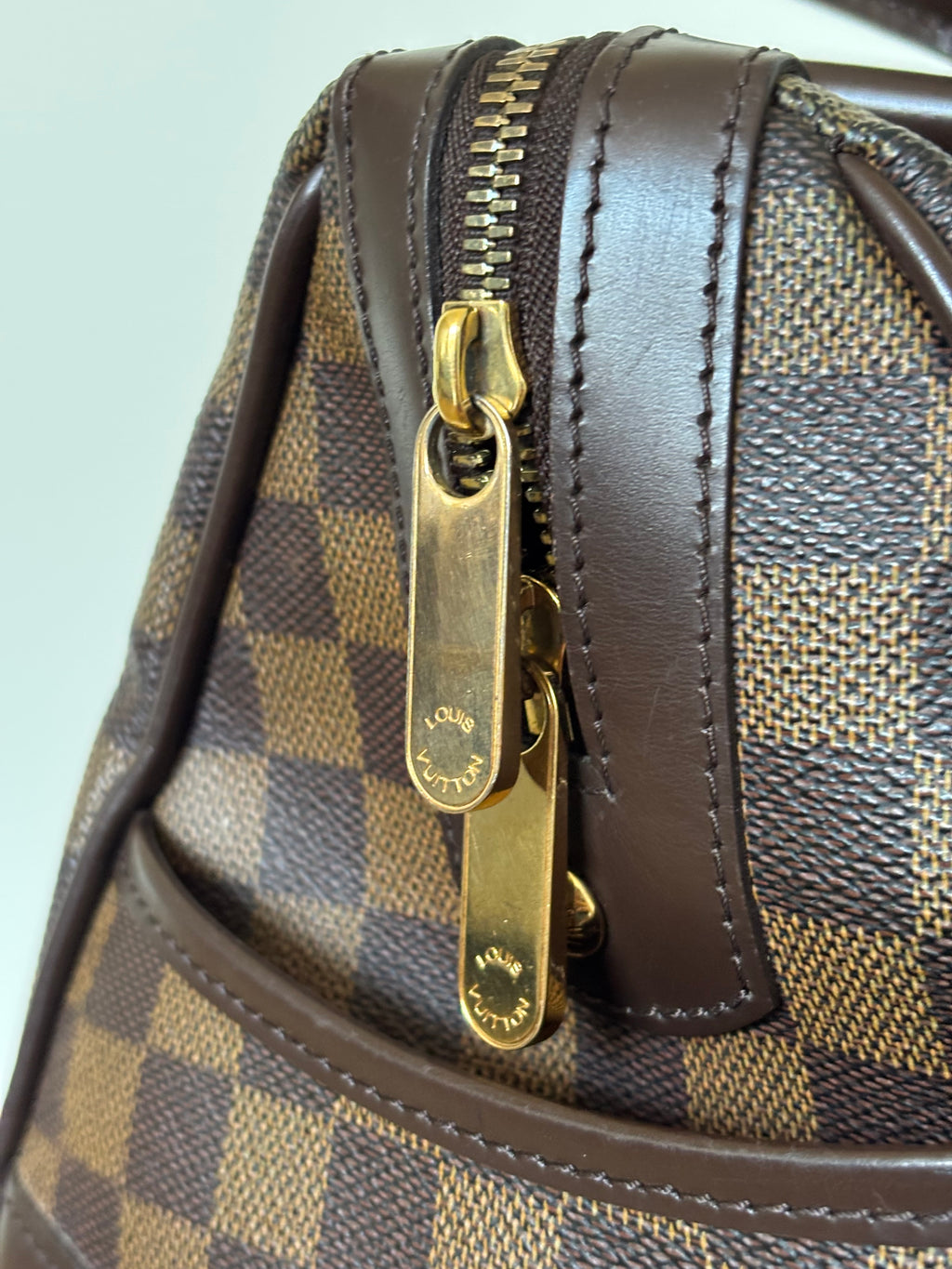 Louis Vuitton Berkeley Damier Ebene