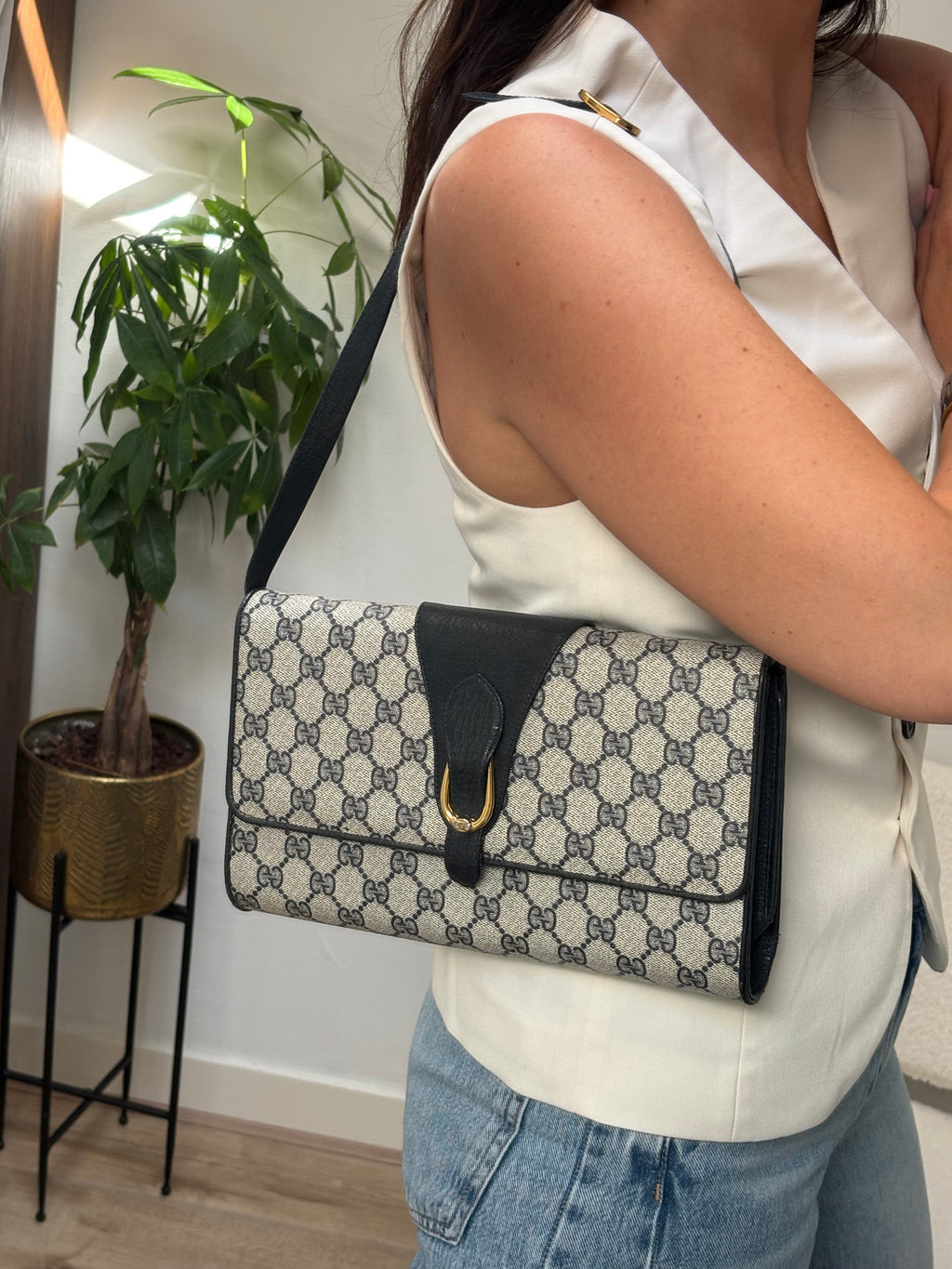 Gucci GG Supreme Crossbody