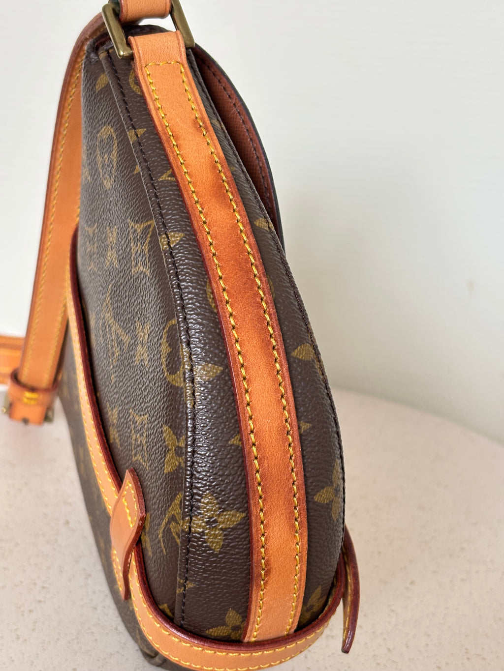 Louis Vuitton Chantilly PM