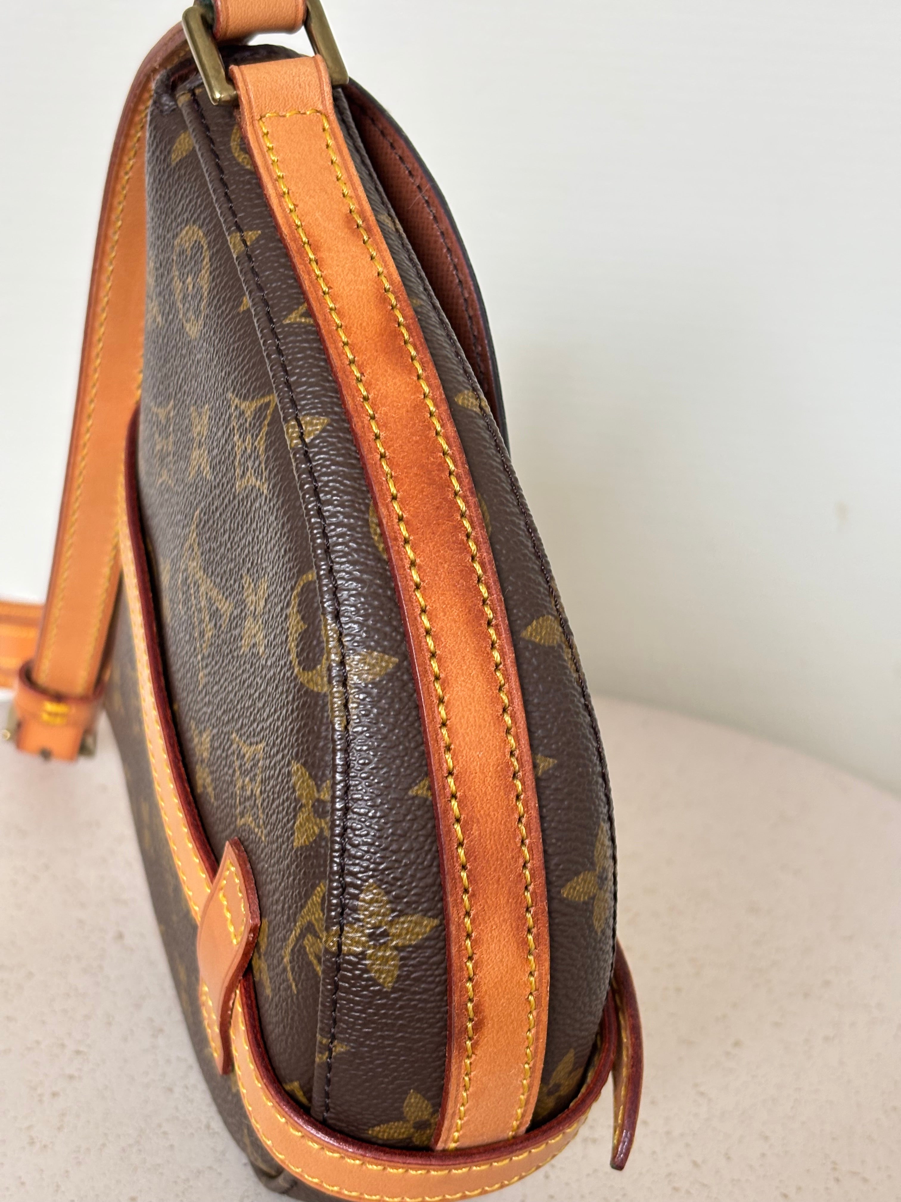 Louis Vuitton Chantilly PM