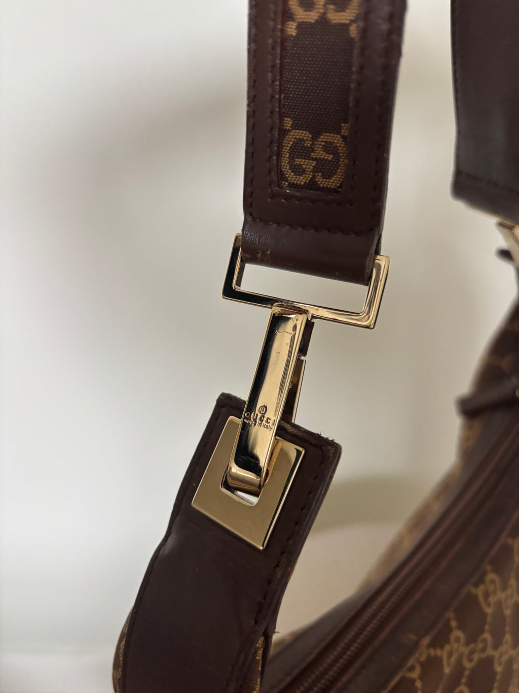 Gucci GG Supreme Hobo Bag