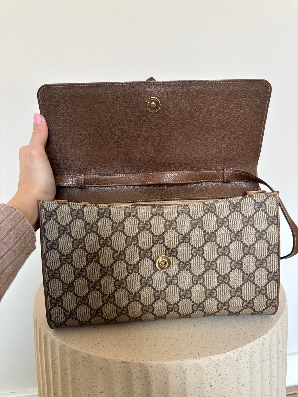Vintage Gucci GG Supreme Crossbody