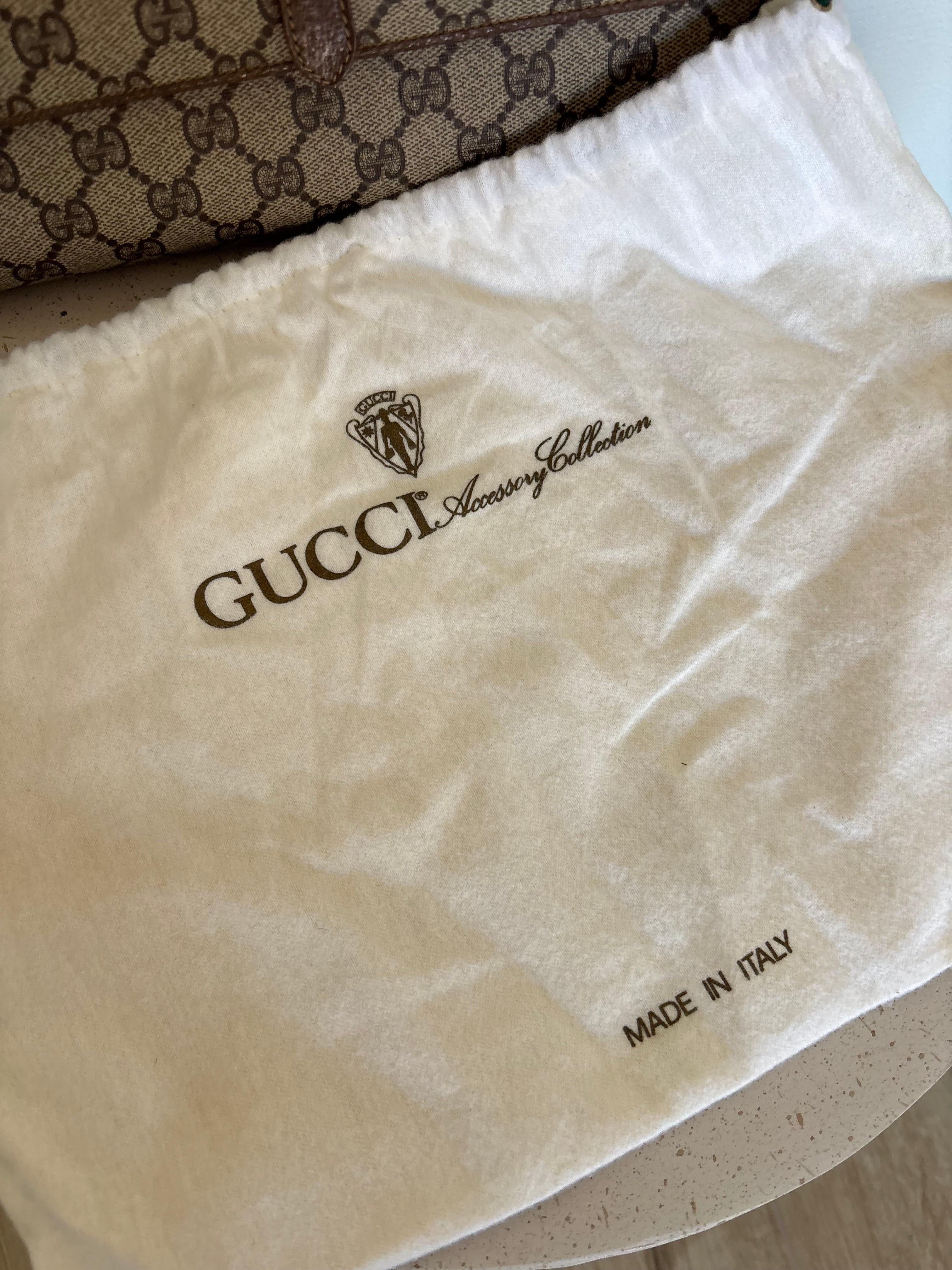 Vintage Gucci GG Supreme Crossbody
